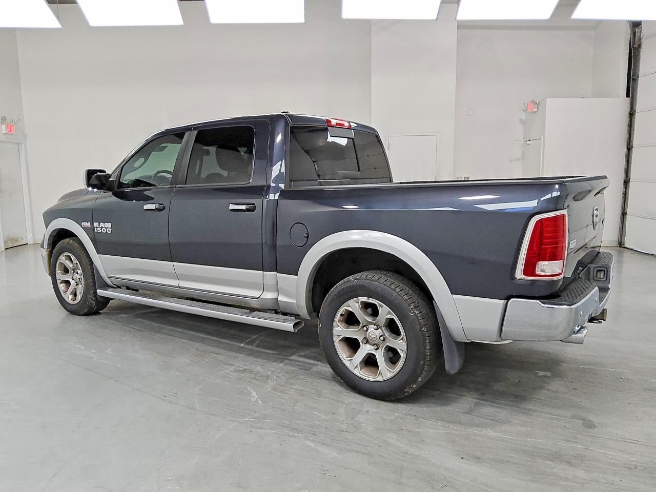 2014 Ram 1500 Laramie Black vin: 1C6RR7NTXES434079