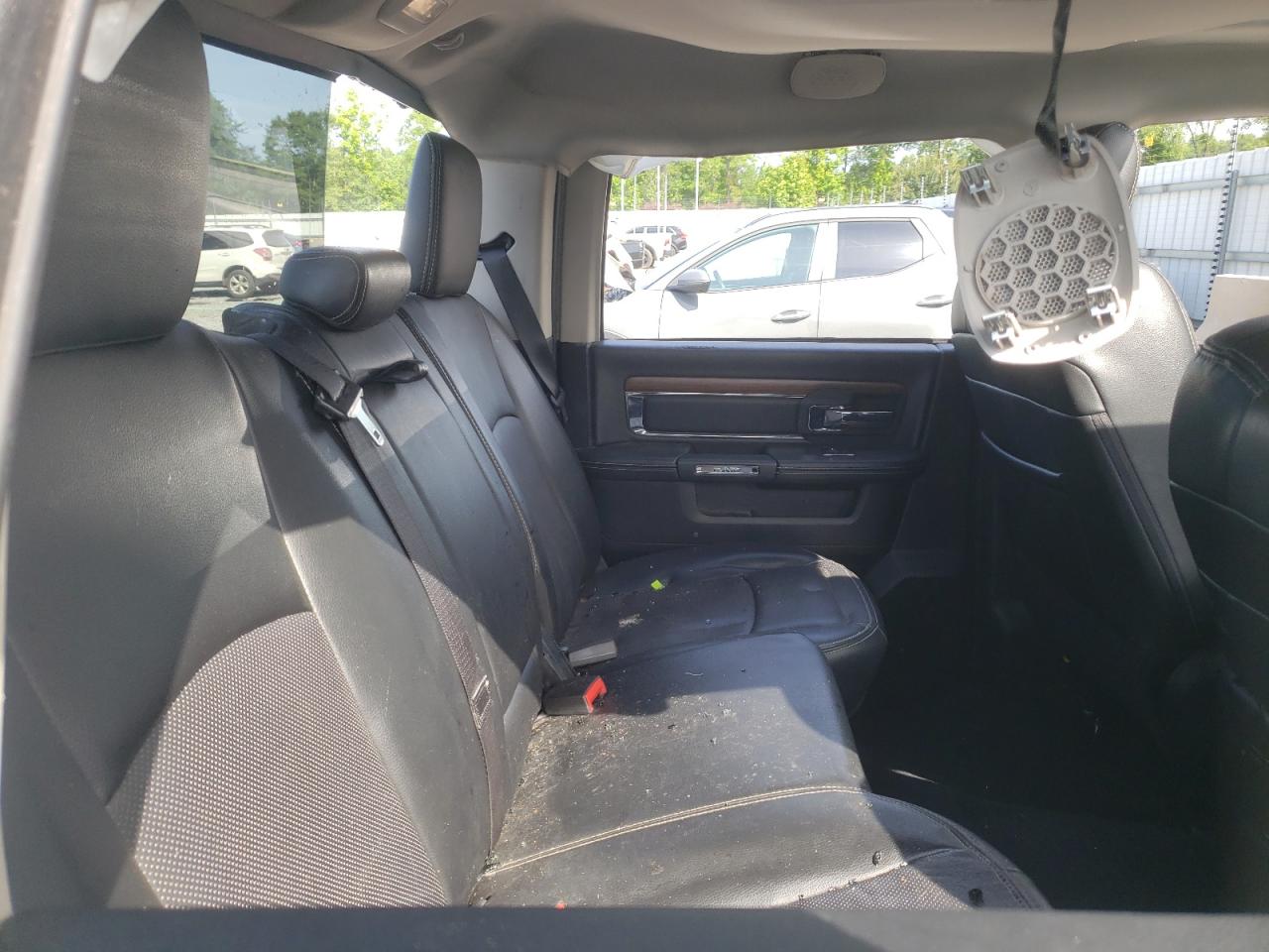2014 Ram 1500 Laramie Silver vin: 1C6RR7NTXES453022