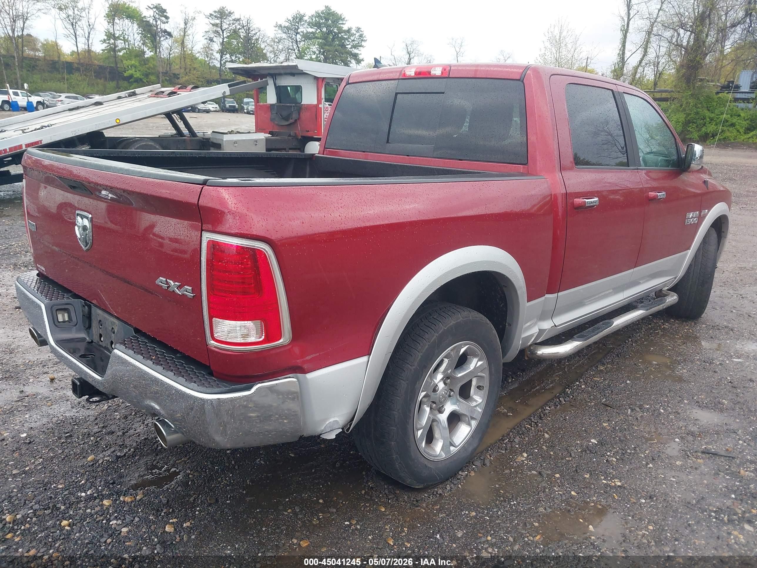 2014 Ram 1500 Laramie Red vin: 1C6RR7NTXES479877