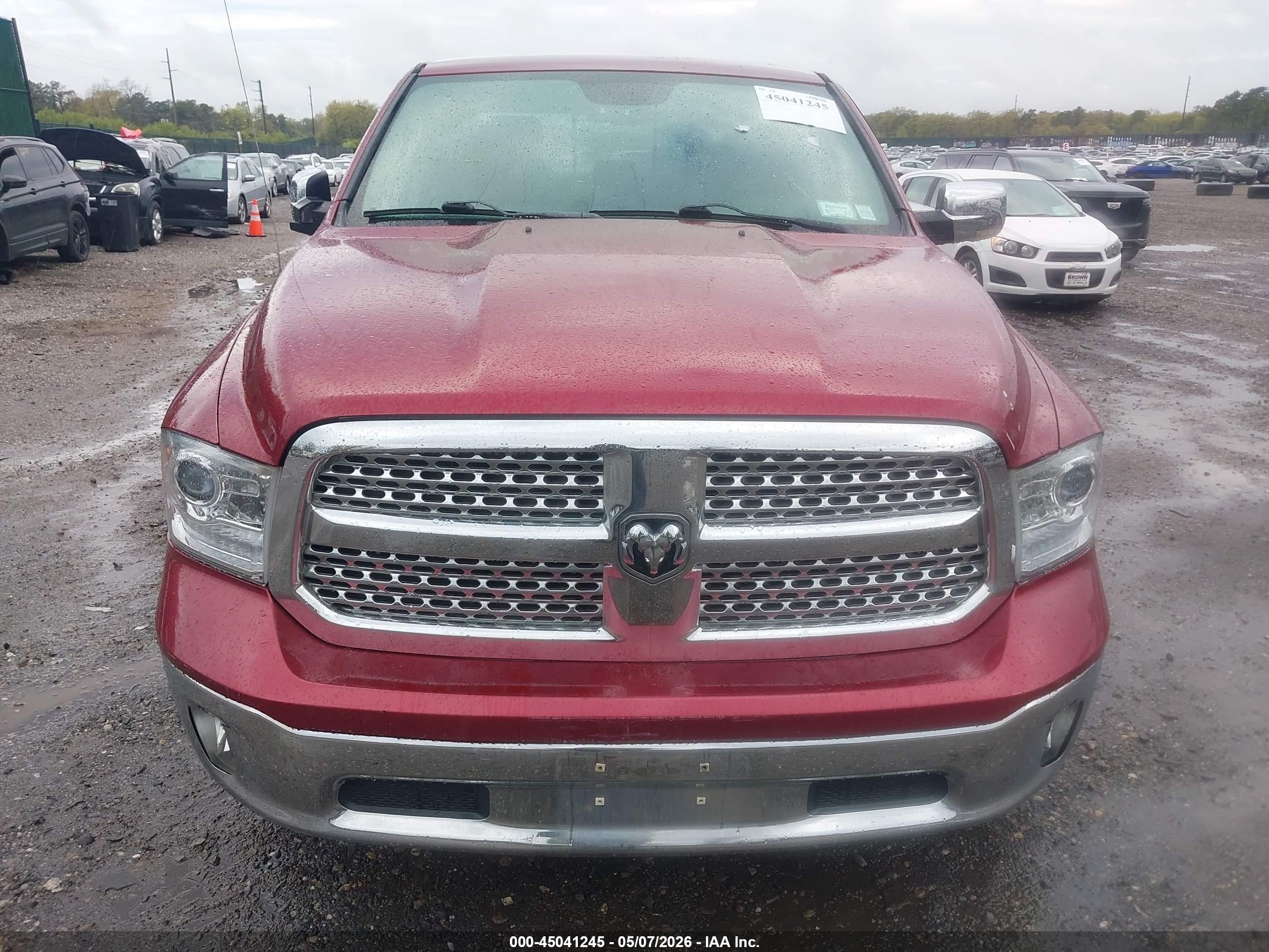 2014 Ram 1500 Laramie Red vin: 1C6RR7NTXES479877