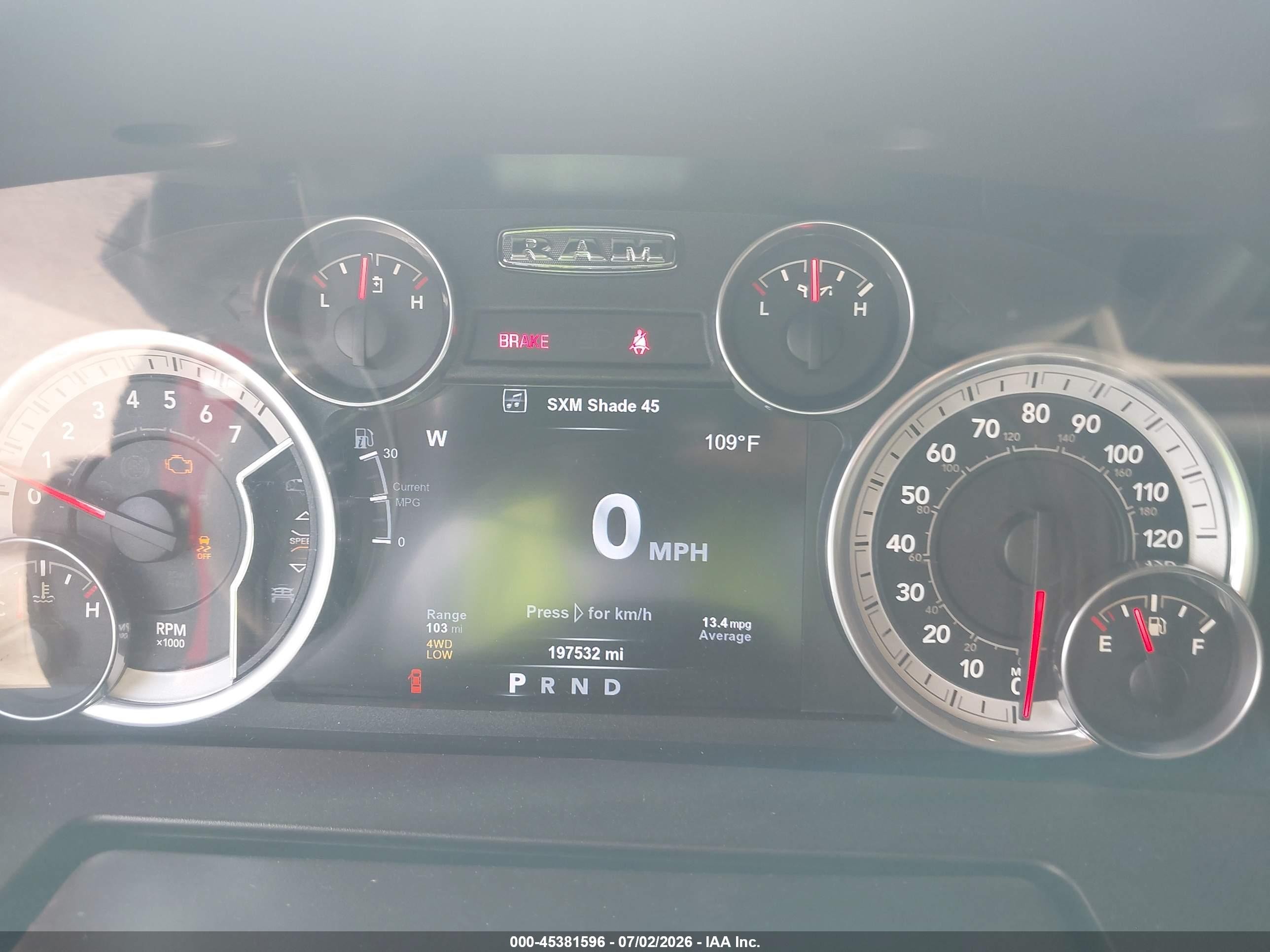 2015 Ram 1500 Laramie Бордовый vin: 1C6RR7NTXFS561318