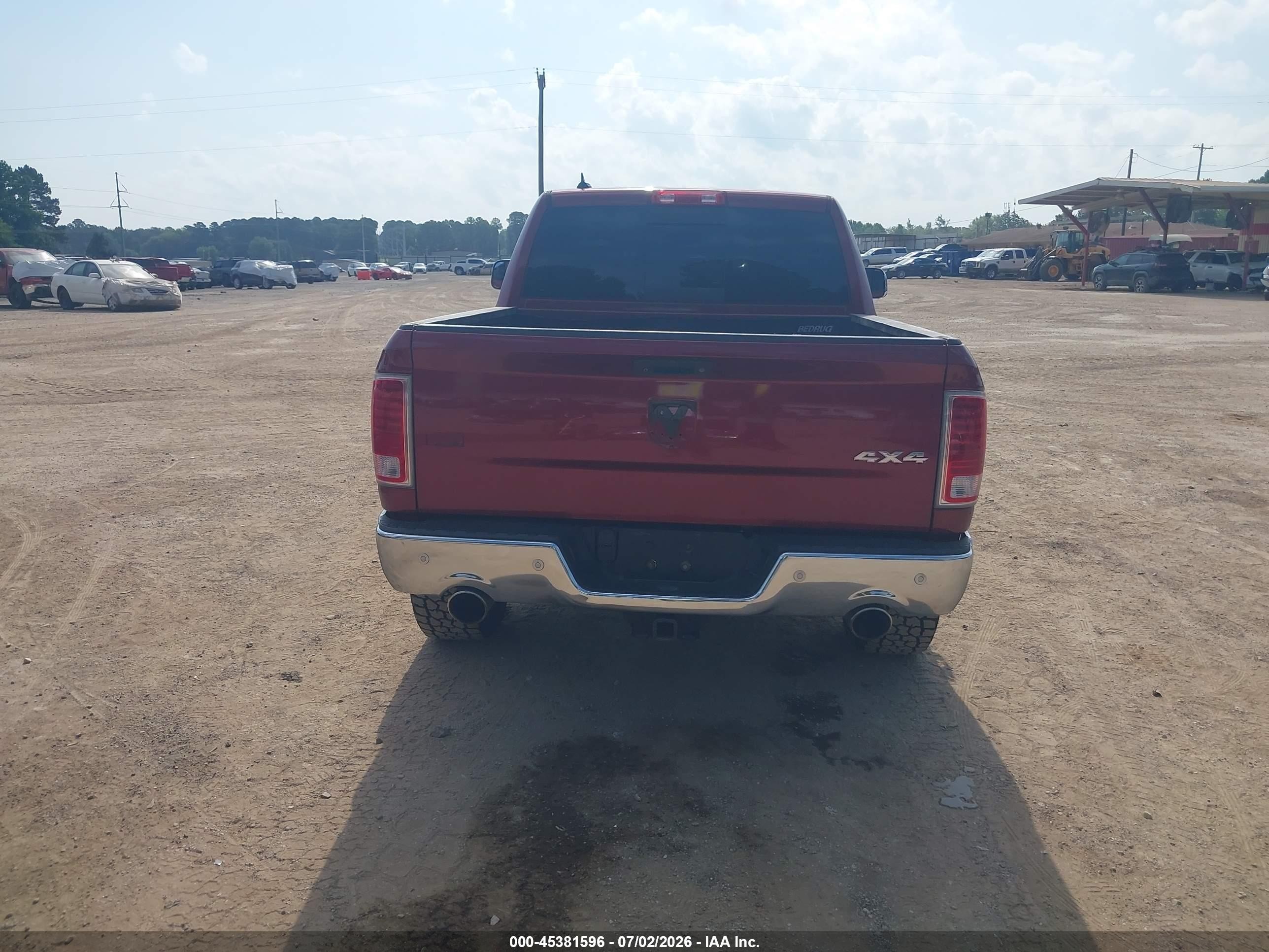 2015 Ram 1500 Laramie Бордовый vin: 1C6RR7NTXFS561318