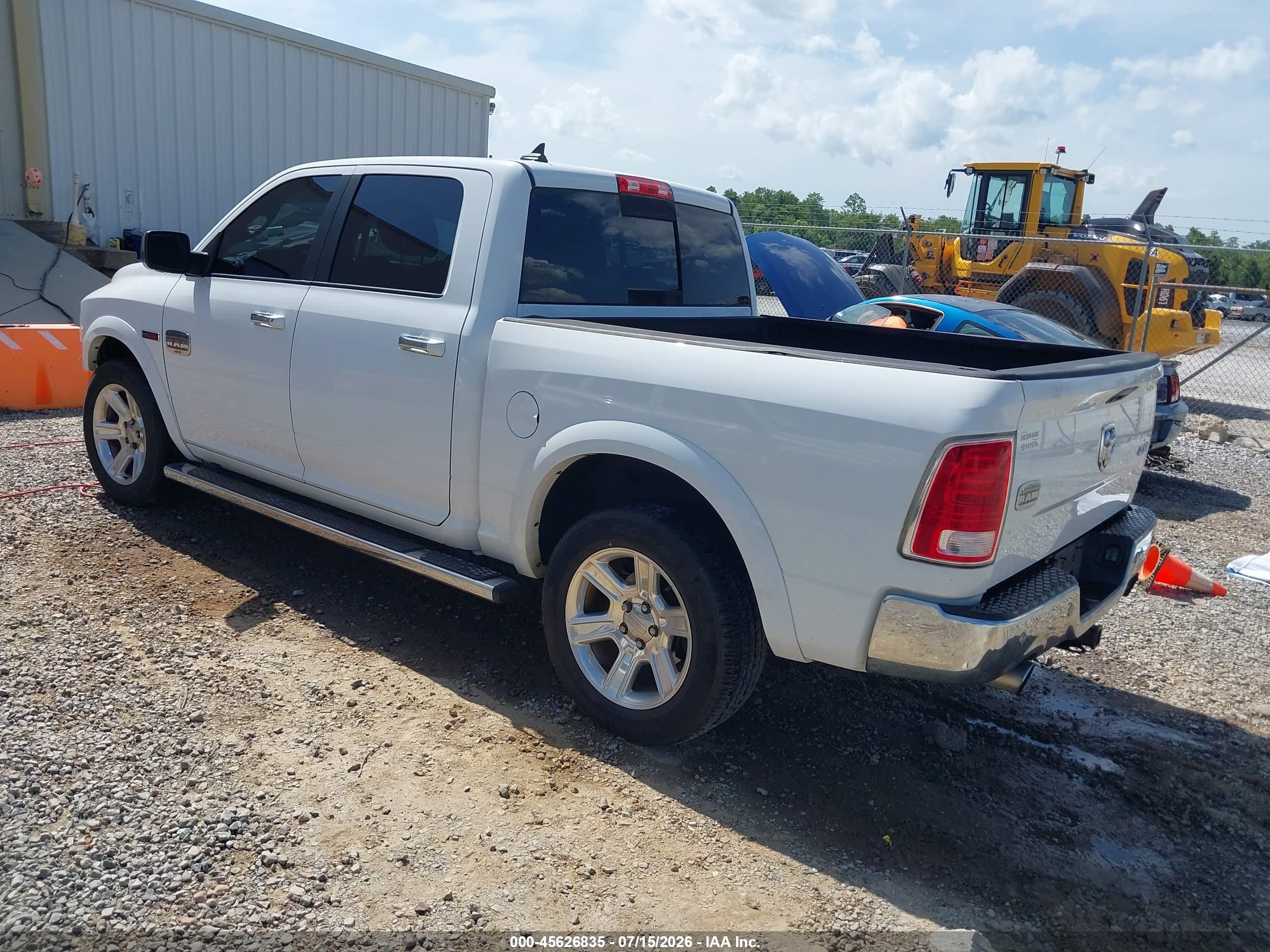 2015 Ram 1500 Laramie Longhorn White vin: 1C6RR7PM1FS656629