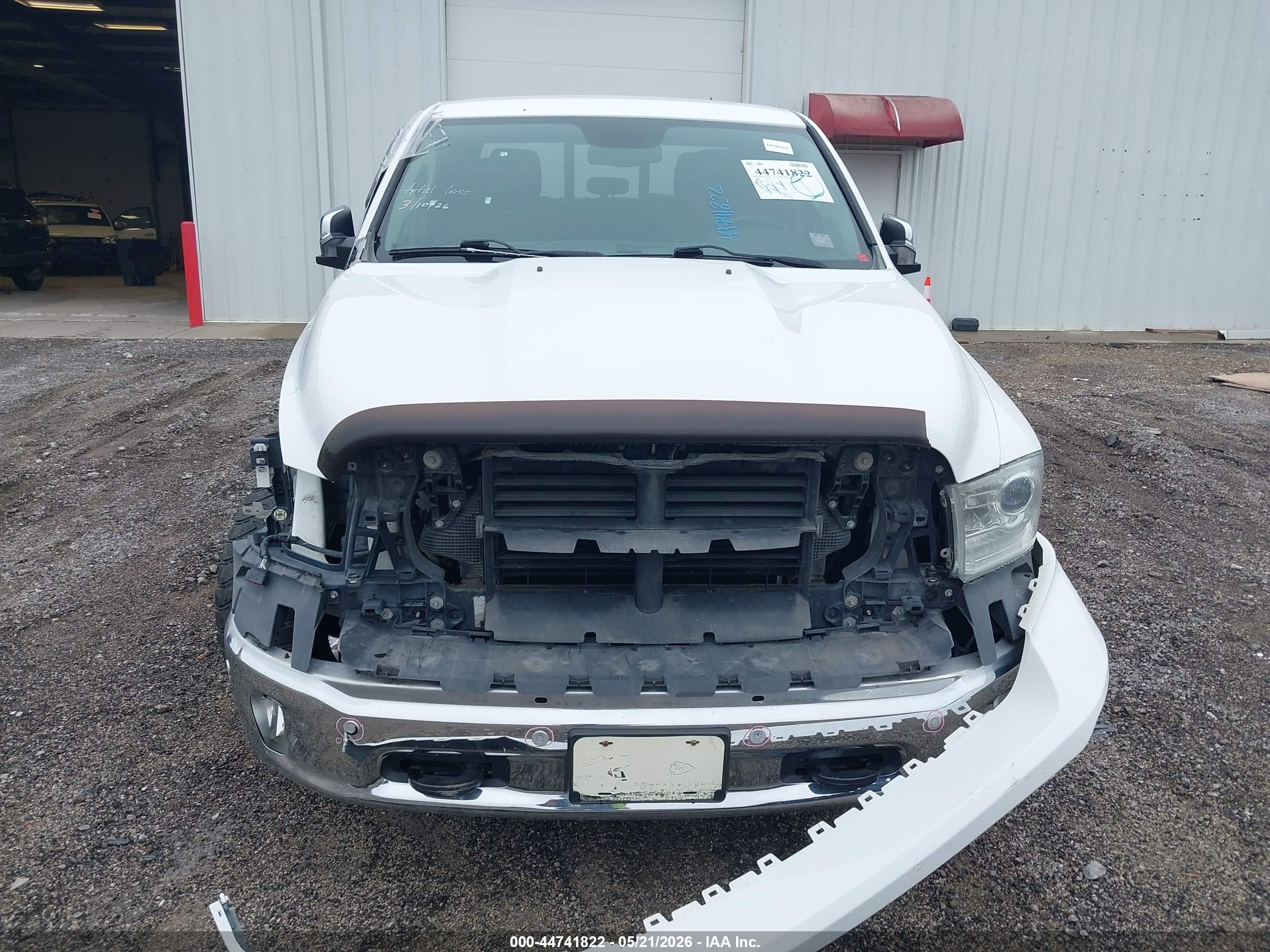 2015 Ram 1500 Laramie Longhorn White vin: 1C6RR7PM1FS751725