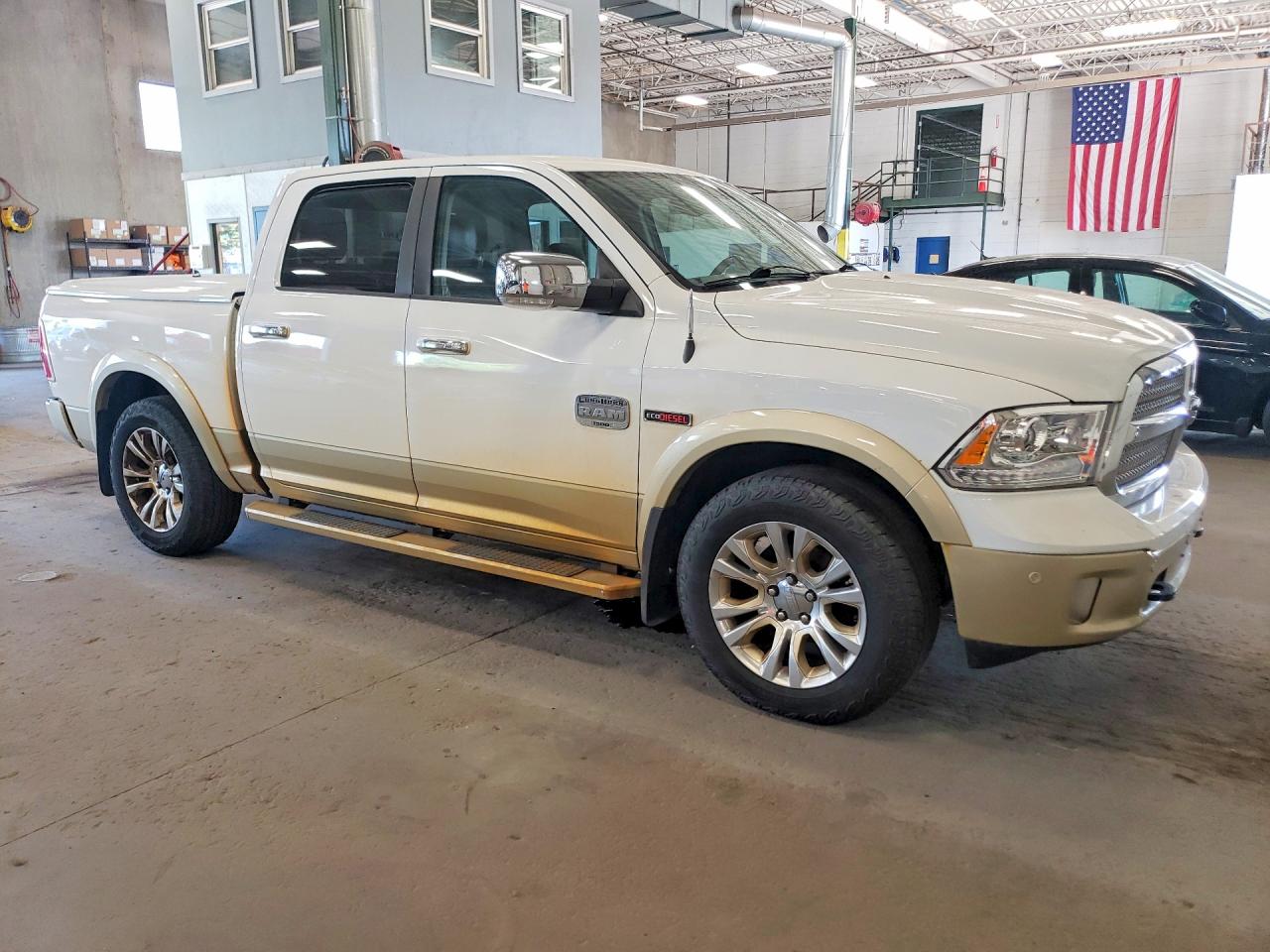 2014 Ram 1500 Longhorn Белый vin: 1C6RR7PM4ES303011