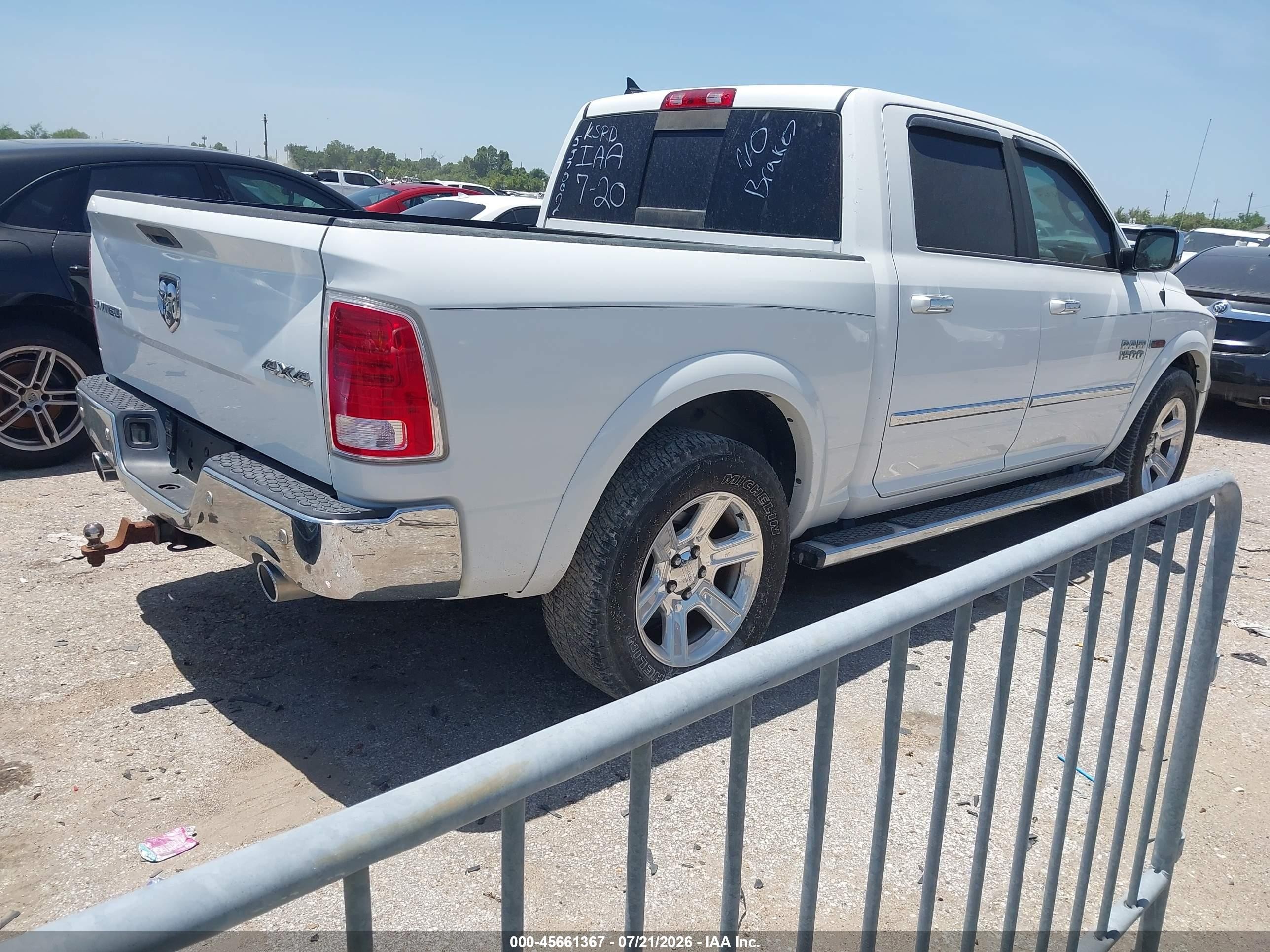 2015 Ram 1500 Laramie Limited White vin: 1C6RR7PMXFS557002
