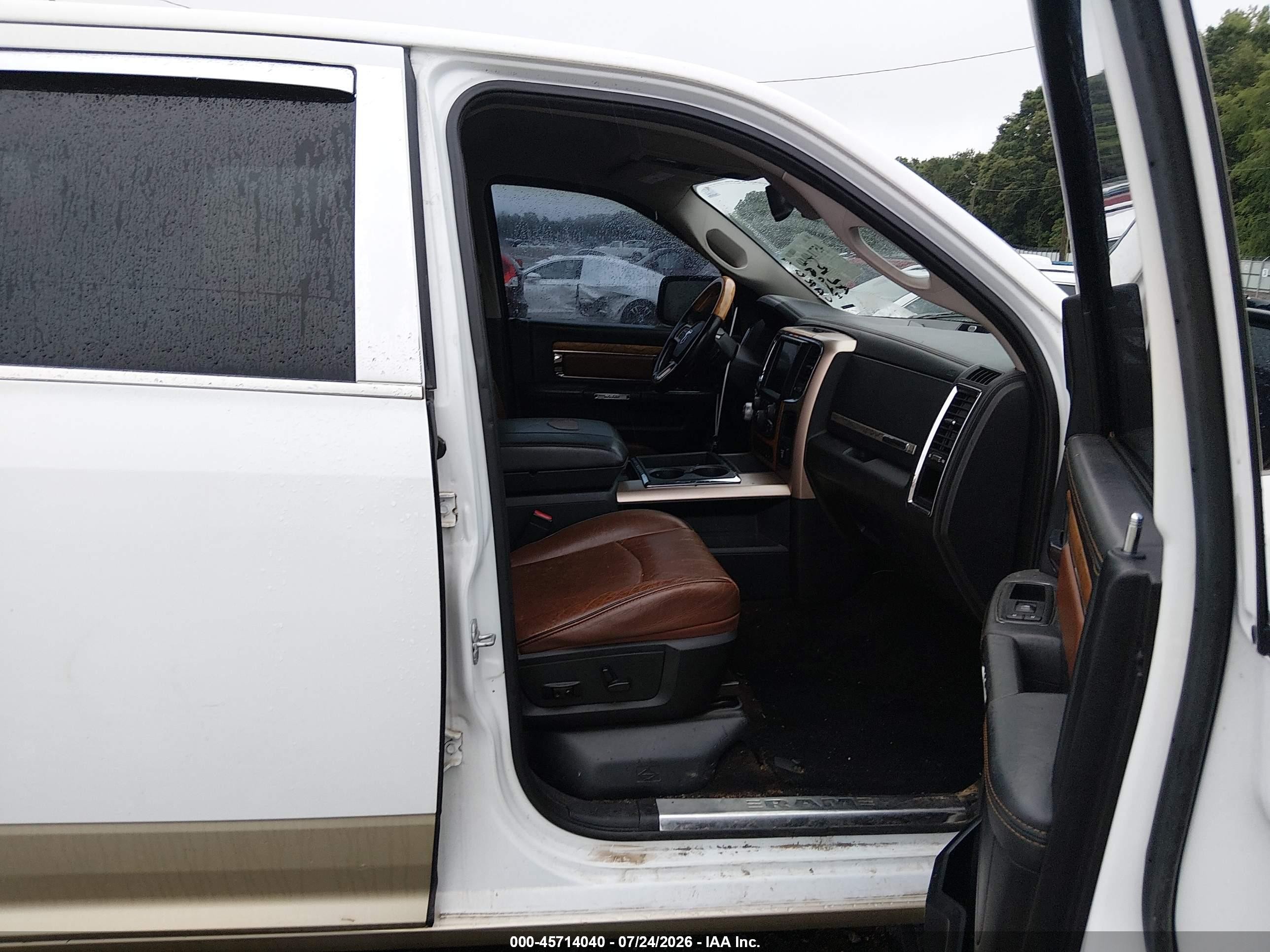 2013 Ram 1500 Laramie Longhorn Edition White vin: 1C6RR7PT1DS603644