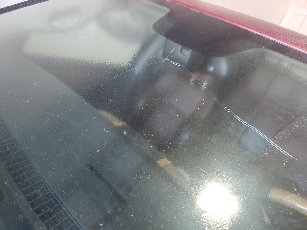2014 Ram 1500 Longhorn Burgundy vin: 1C6RR7PT2ES346981 Damage: Windshield, Broken, Replacement Required