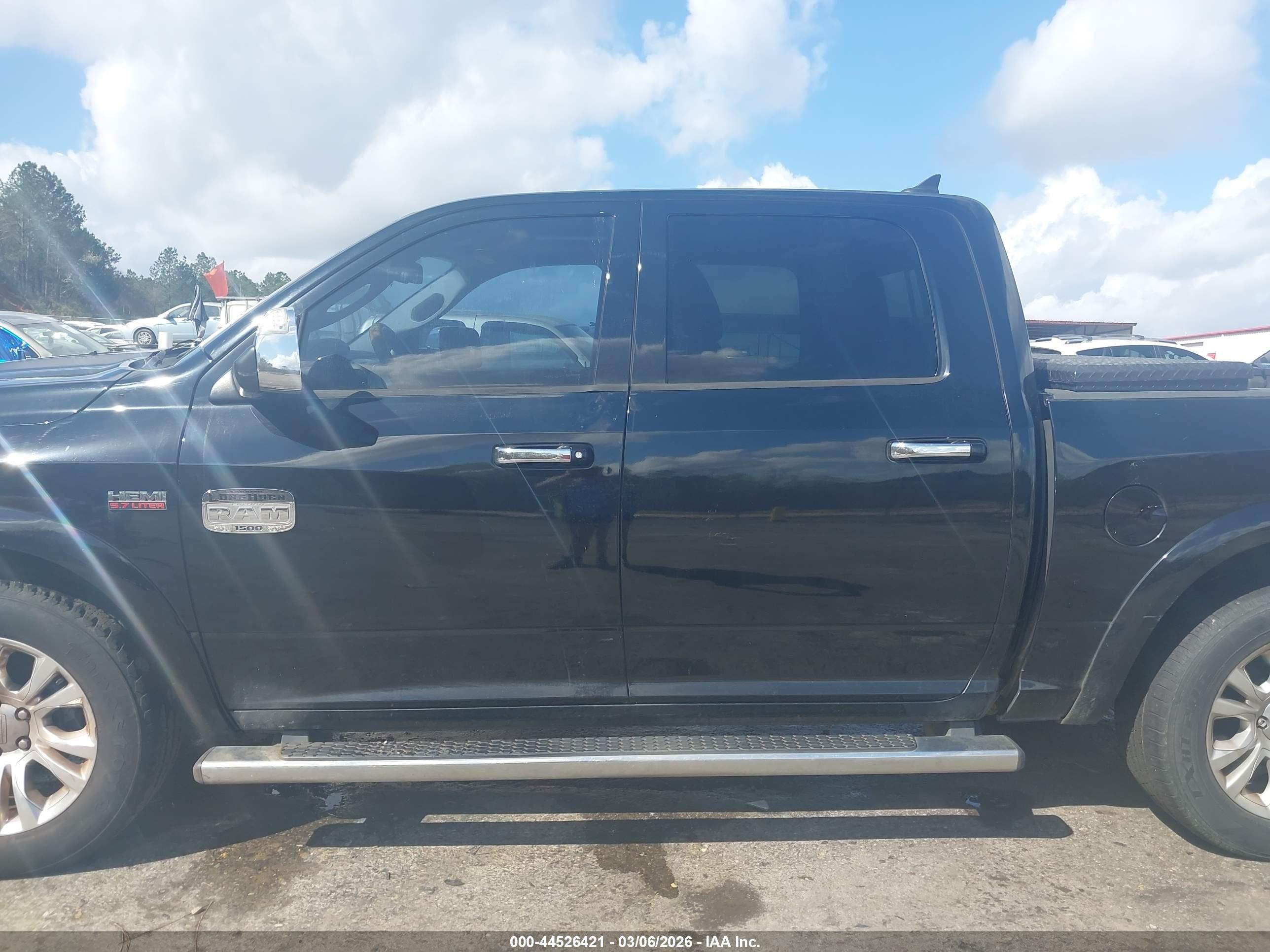 2013 Ram 1500 Laramie Longhorn Edition Черный vin: 1C6RR7PT4DS595331