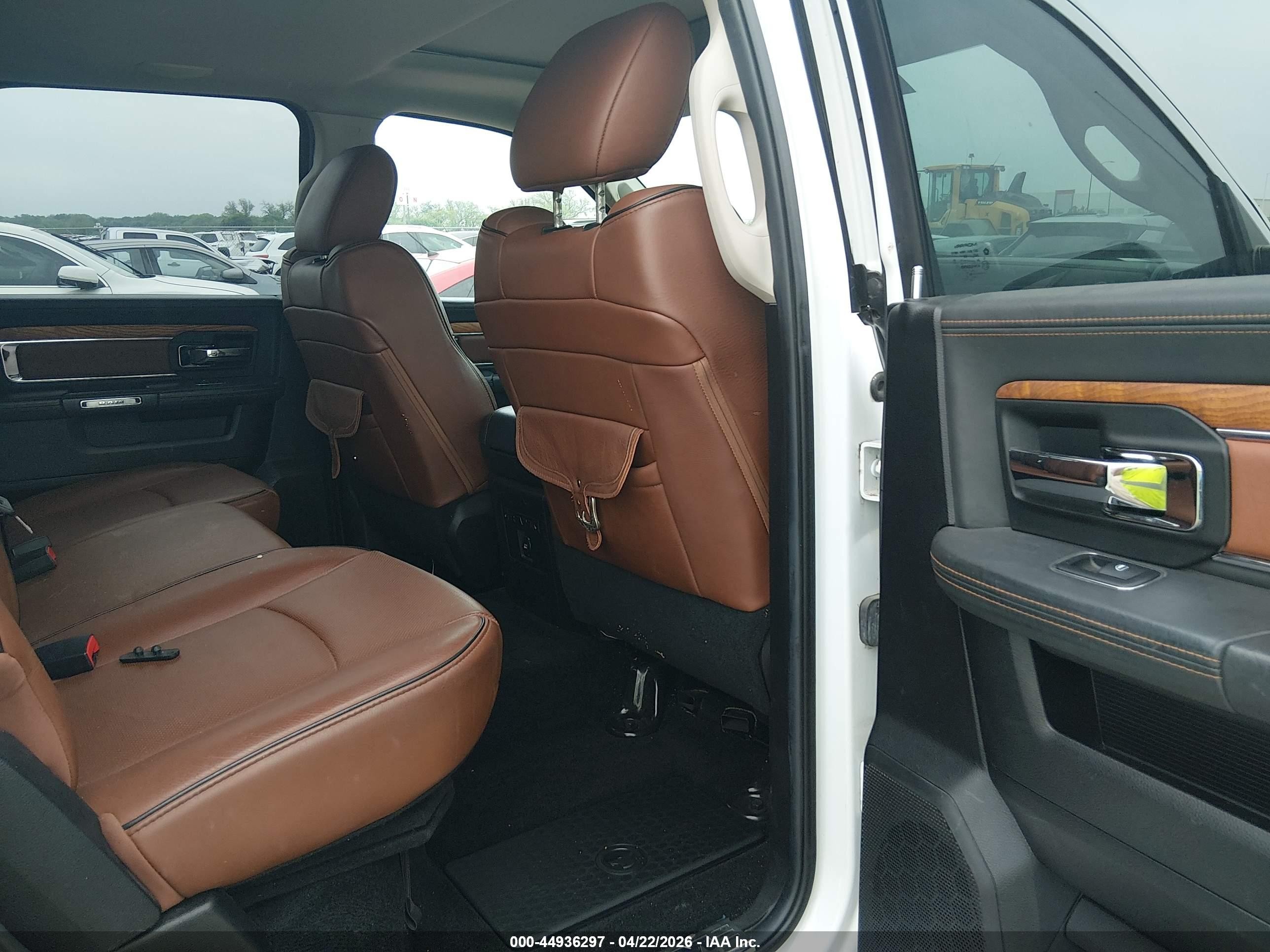 2014 Ram 1500 Longhorn White vin: 1C6RR7PT4ES232416