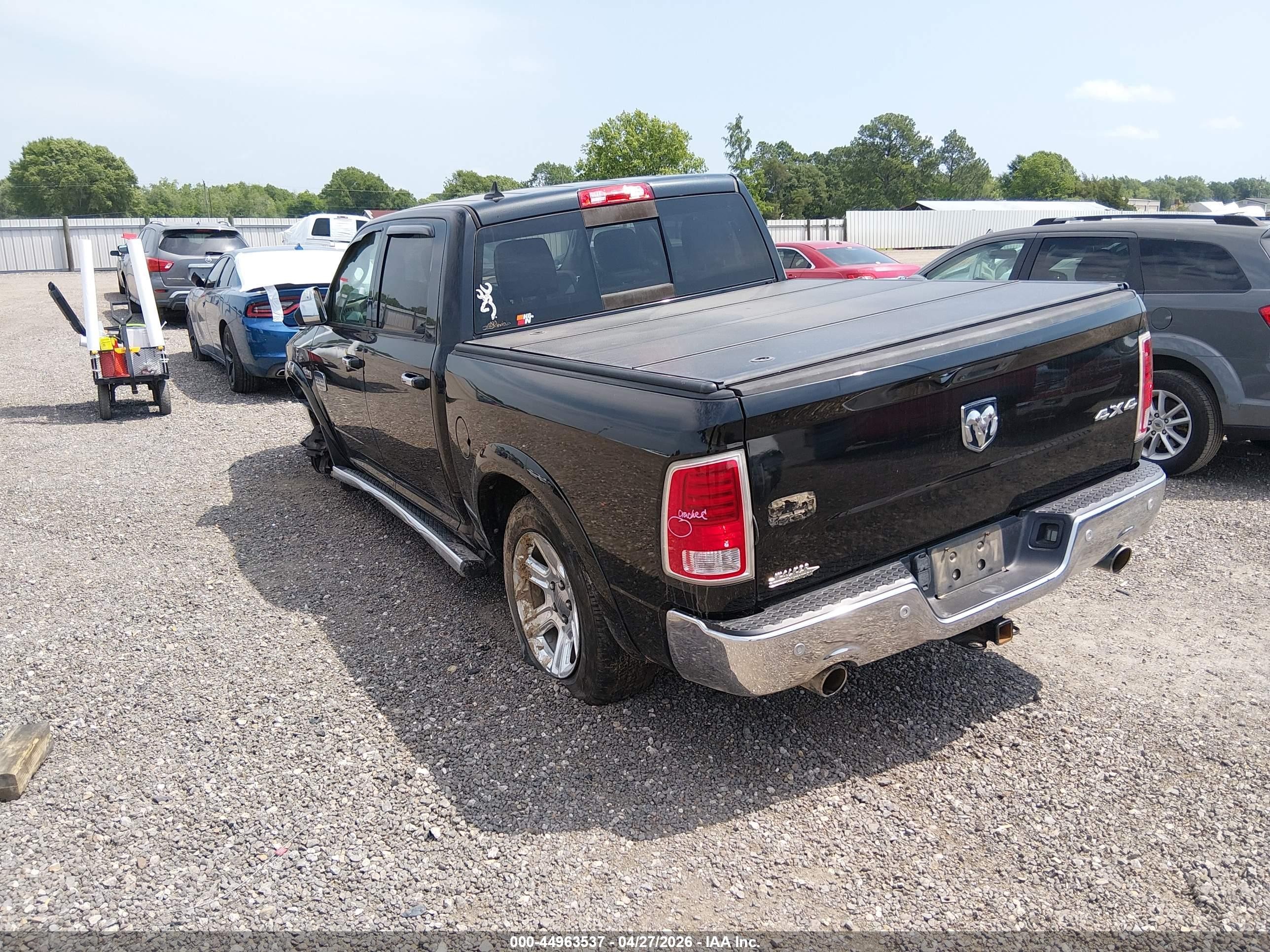 2016 Ram 1500 Longhorn Черный vin: 1C6RR7PT5GS235845