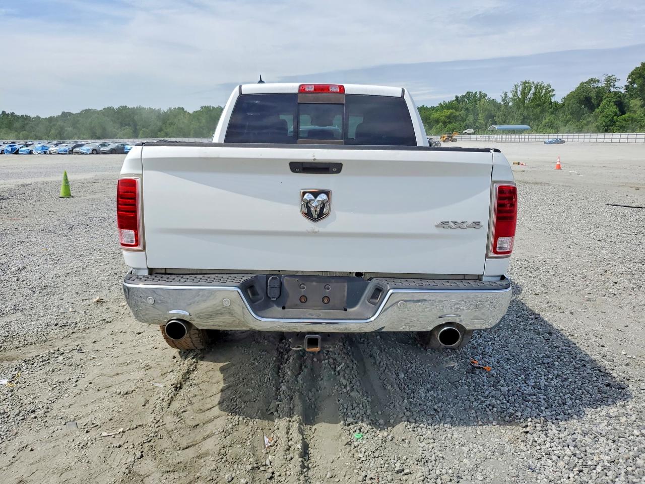 2014 Ram 1500 Longhorn White vin: 1C6RR7PT7ES143794