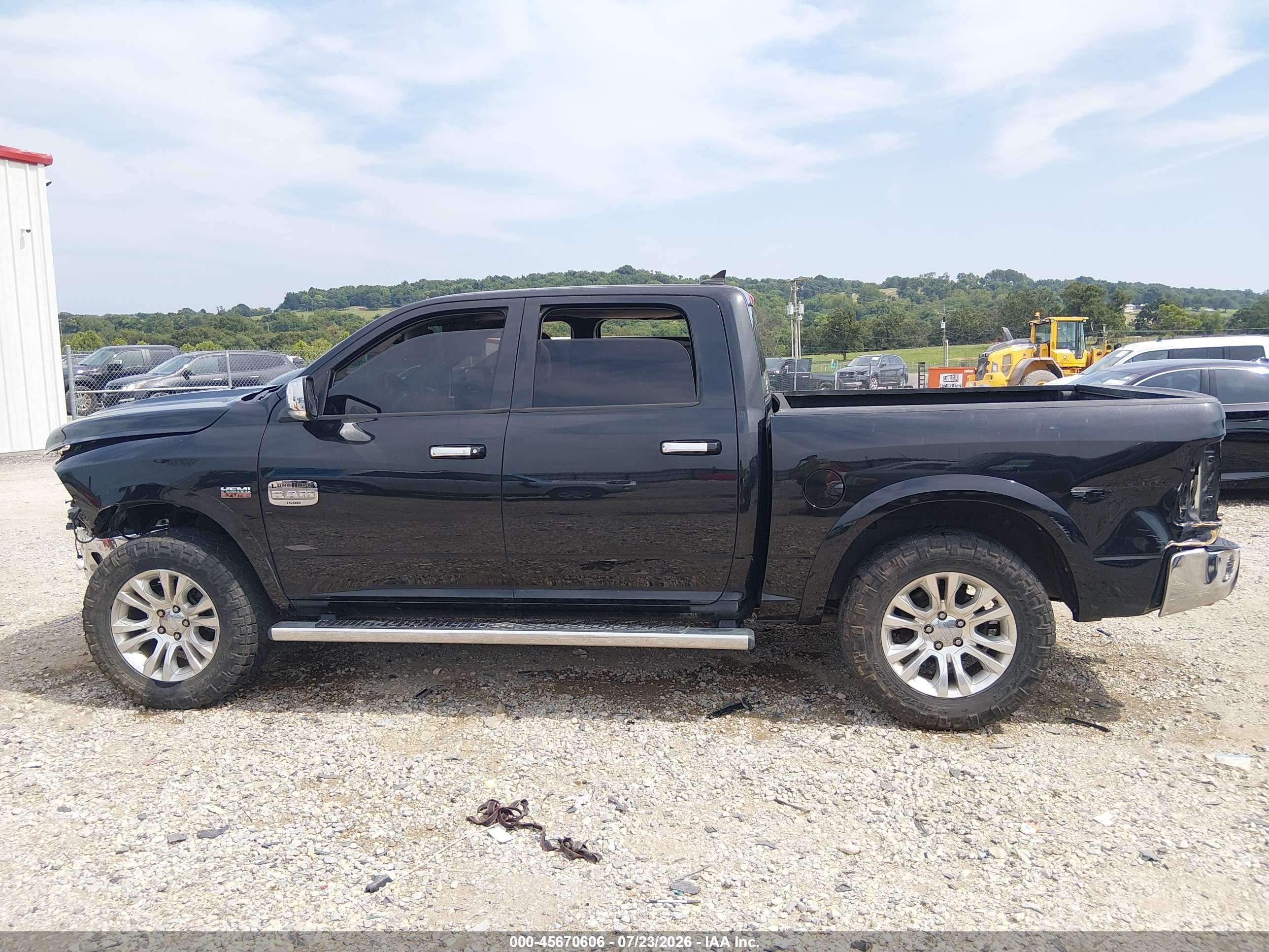 2015 Ram 1500 Laramie Longhorn Черный vin: 1C6RR7PT8FS679414