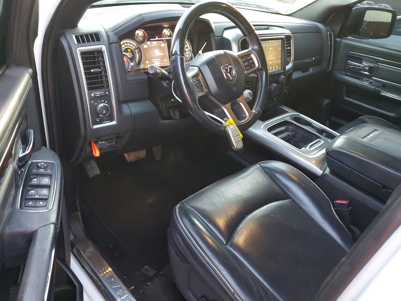 2016 Ram 1500 Longhorn White vin: 1C6RR7PT8GS217310
