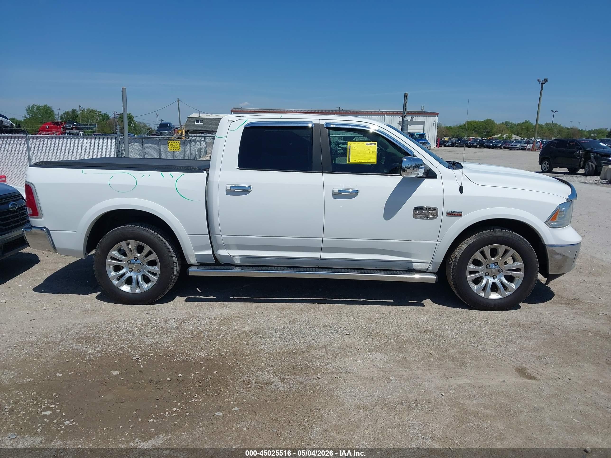2016 Ram 1500 Longhorn White vin: 1C6RR7PT9GS168697