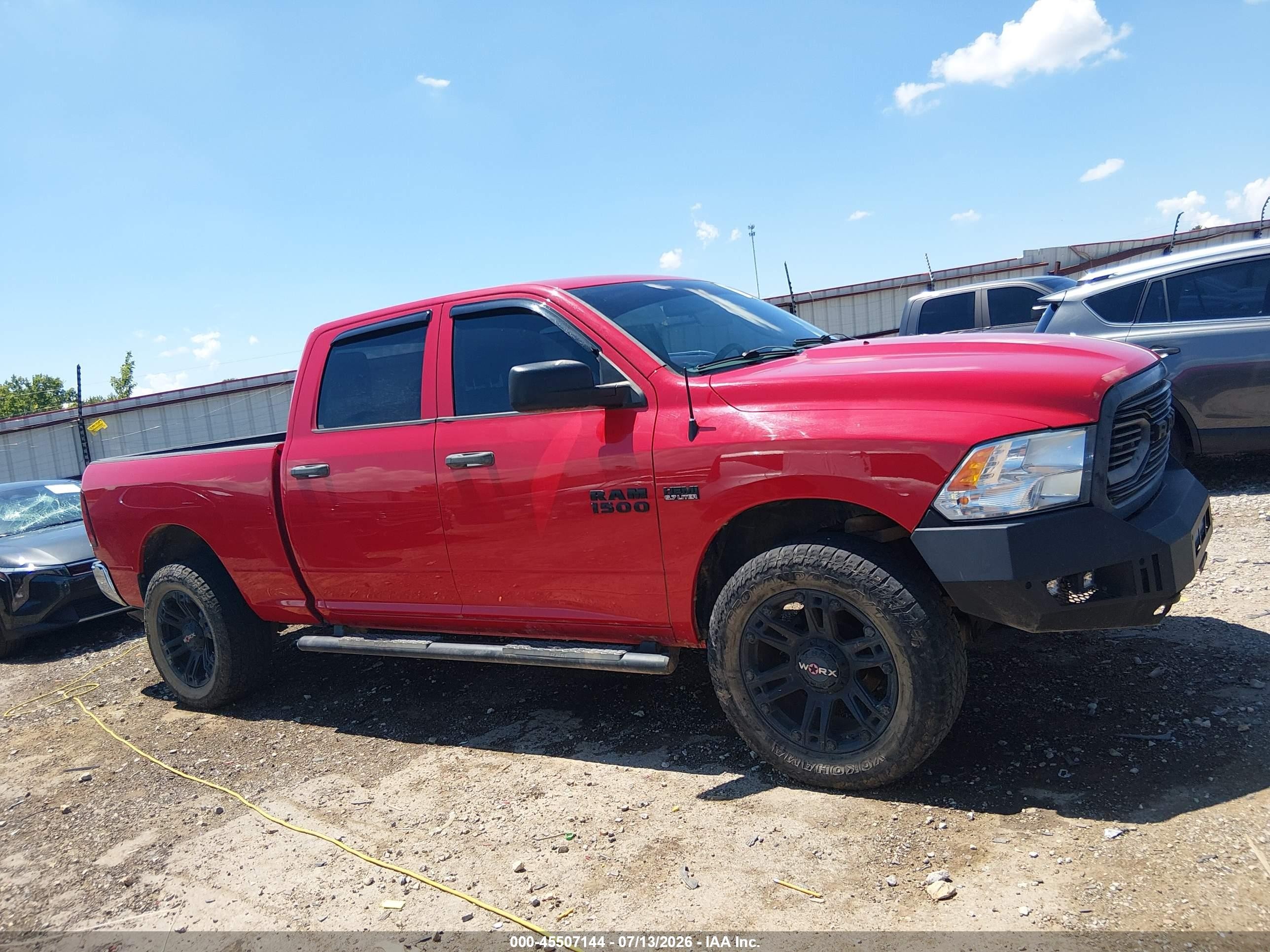 2014 Ram 1500 Tradesman Red vin: 1C6RR7ST0ES194318
