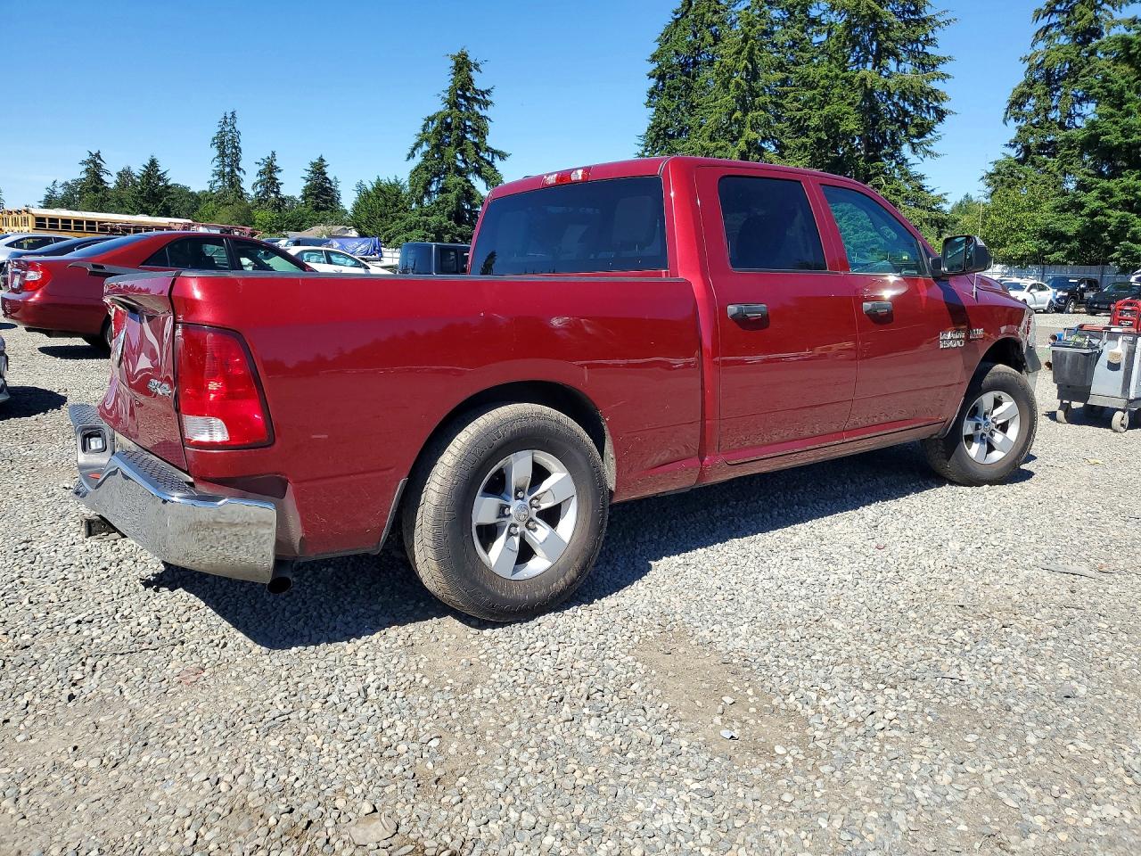 2015 Ram 1500 St Red vin: 1C6RR7ST1FS720165
