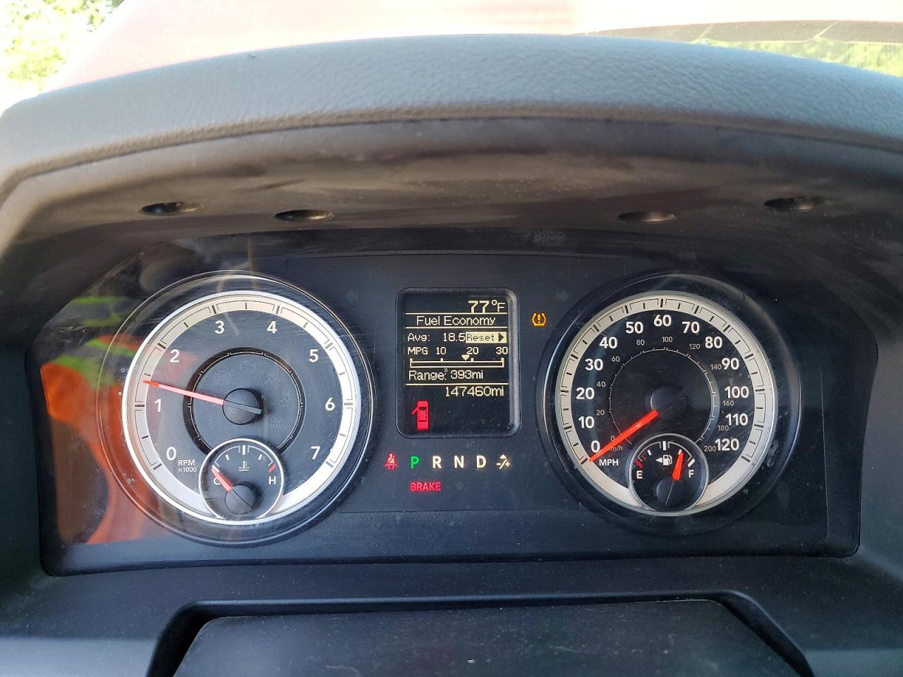 2015 Ram 1500 St Red vin: 1C6RR7ST1FS720165