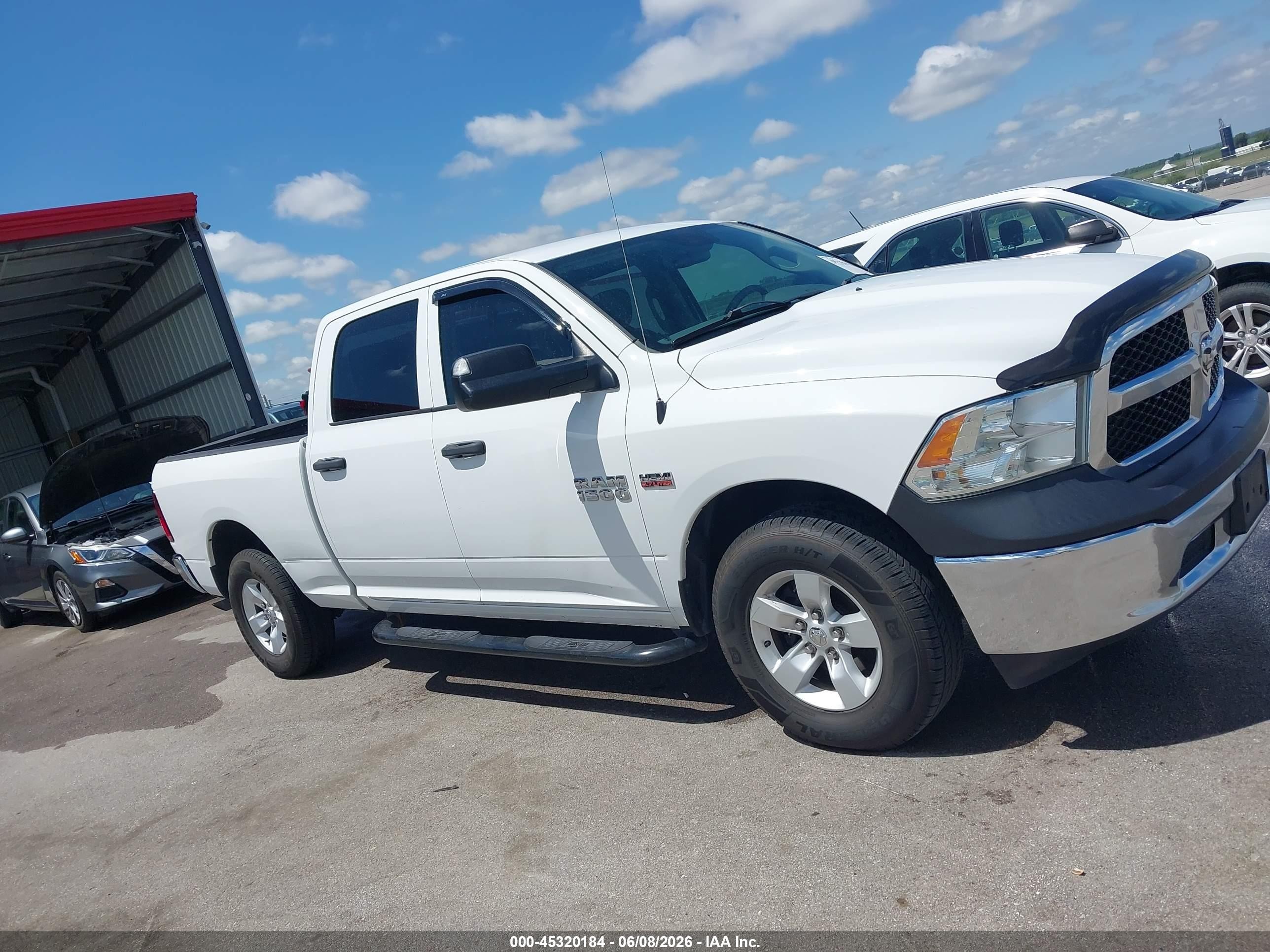 2015 Ram 1500 Tradesman White vin: 1C6RR7ST6FS647553