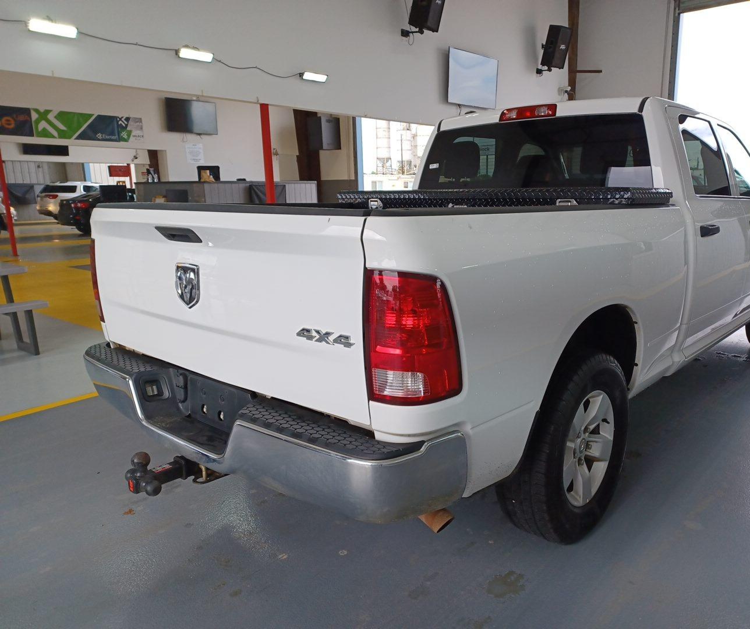2023 Ram 1500 Classic Tradesman  4x4 6'4 Box vin: 1C6RR7STXPS531449