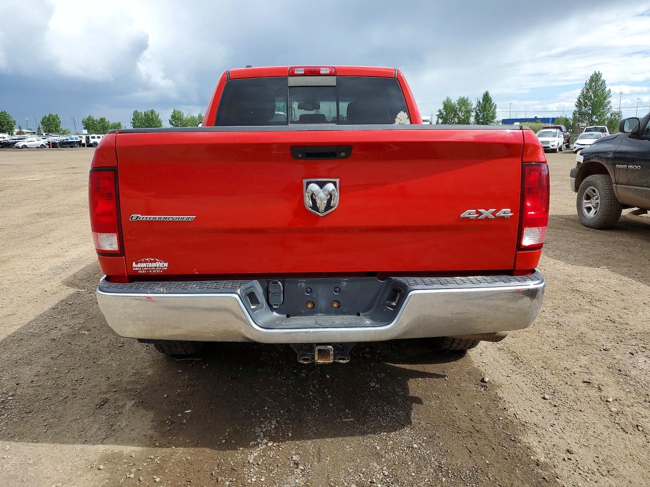 2015 Ram 1500 Slt Red vin: 1C6RR7TM6FS558945