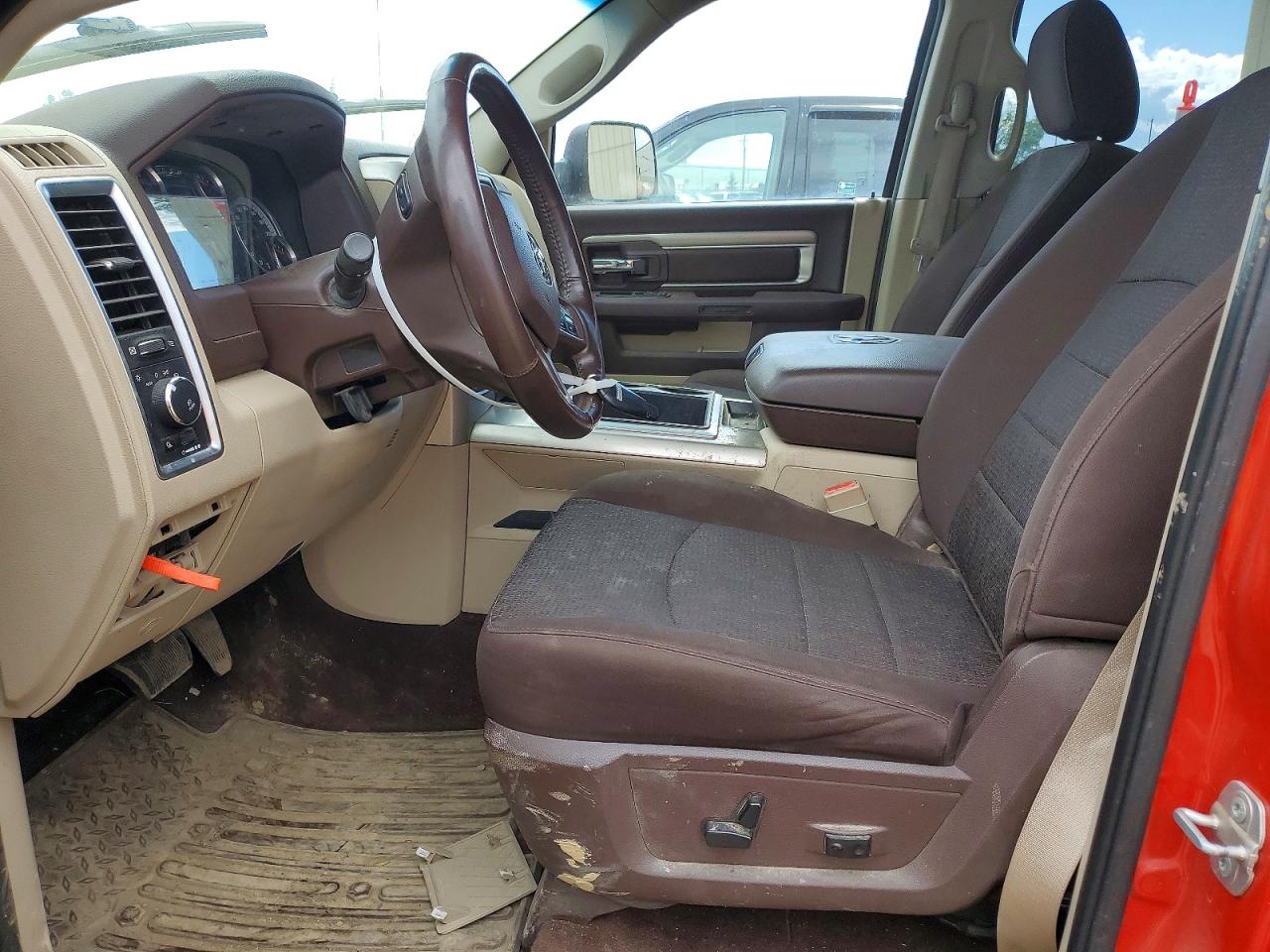 2015 Ram 1500 Slt Red vin: 1C6RR7TM6FS558945