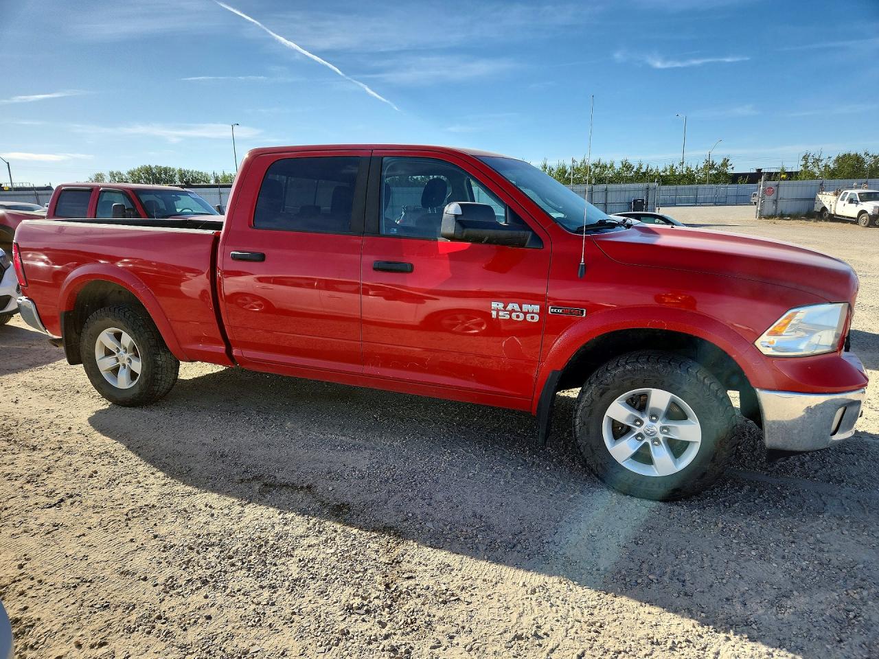 2015 Ram 1500 Slt Red vin: 1C6RR7TM6FS558945