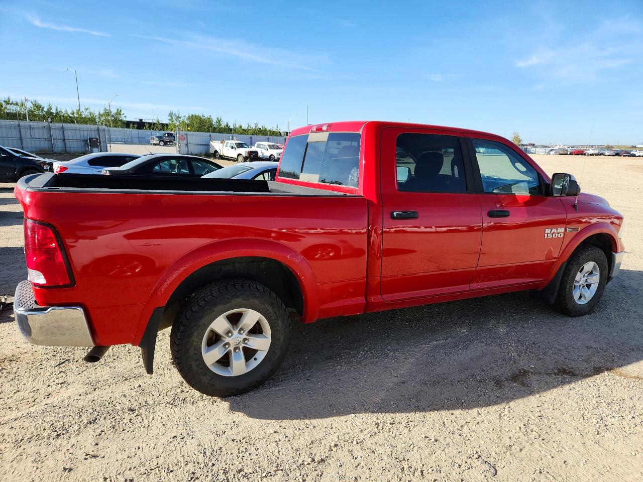 2015 Ram 1500 Slt Red vin: 1C6RR7TM6FS558945