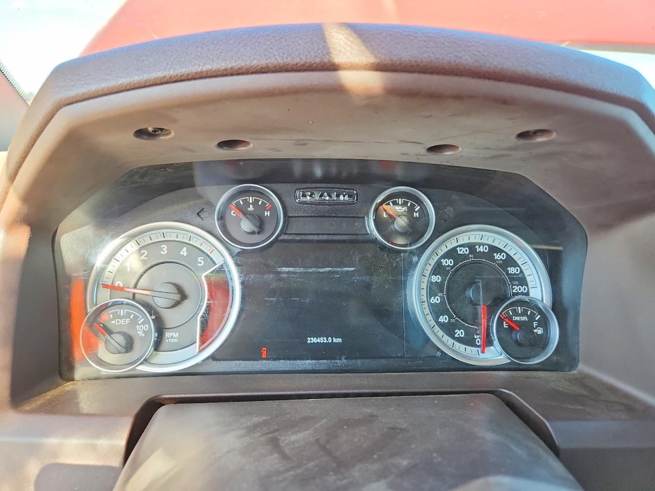 2015 Ram 1500 Slt Red vin: 1C6RR7TM6FS558945