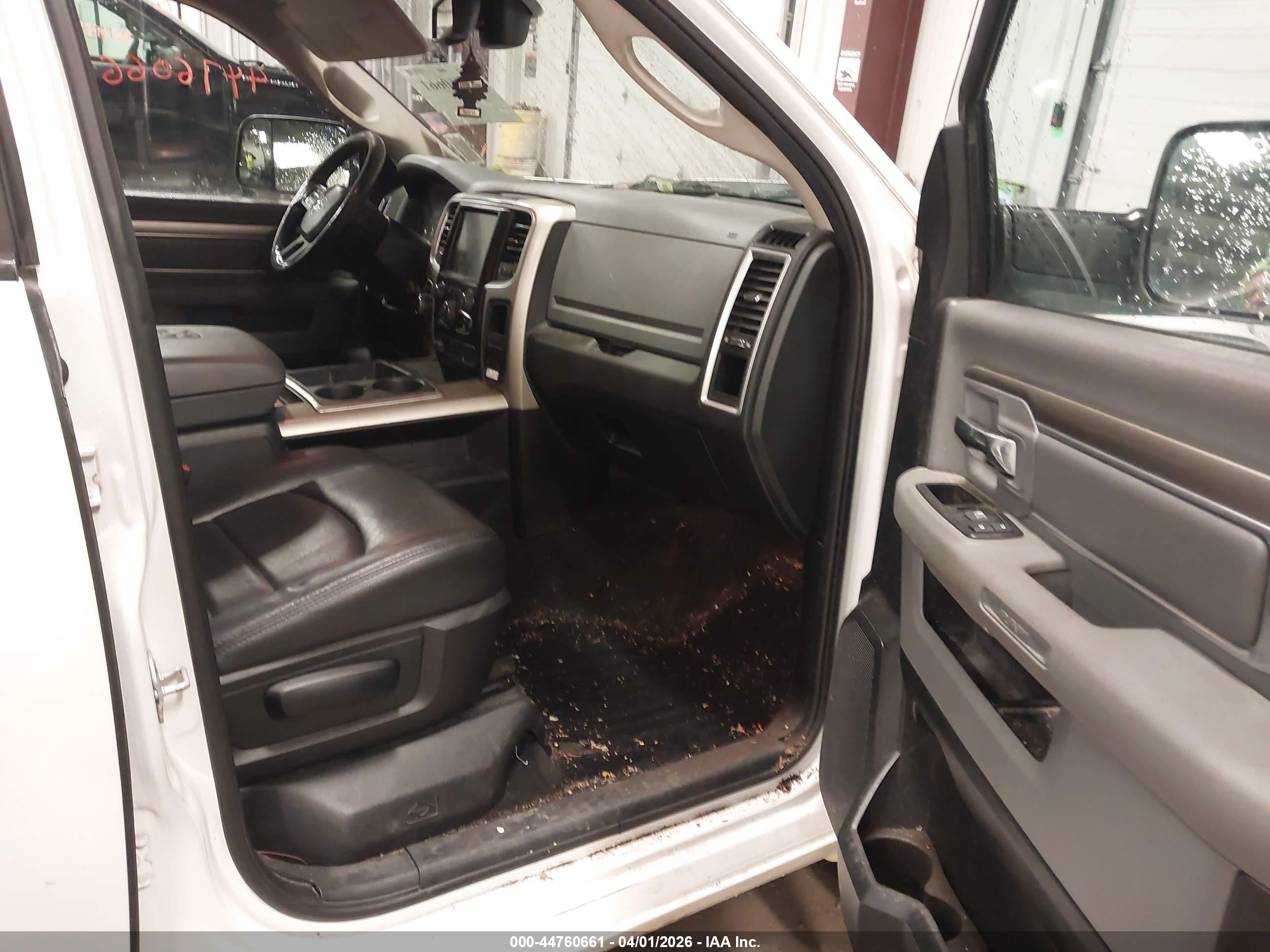 2014 Ram 1500 Slt White vin: 1C6RR7TT0ES313192