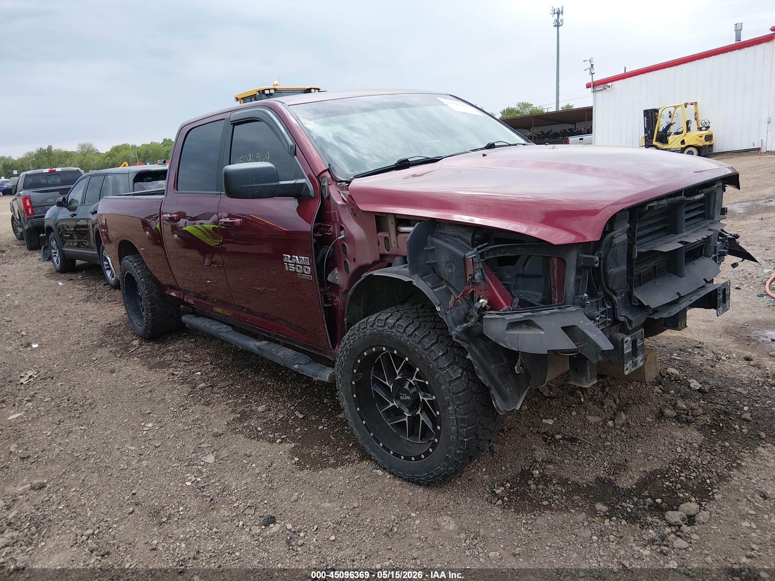 2021 Ram 1500 Classic Slt  4x4 6'4 Box Red vin: 1C6RR7TT0MS598491