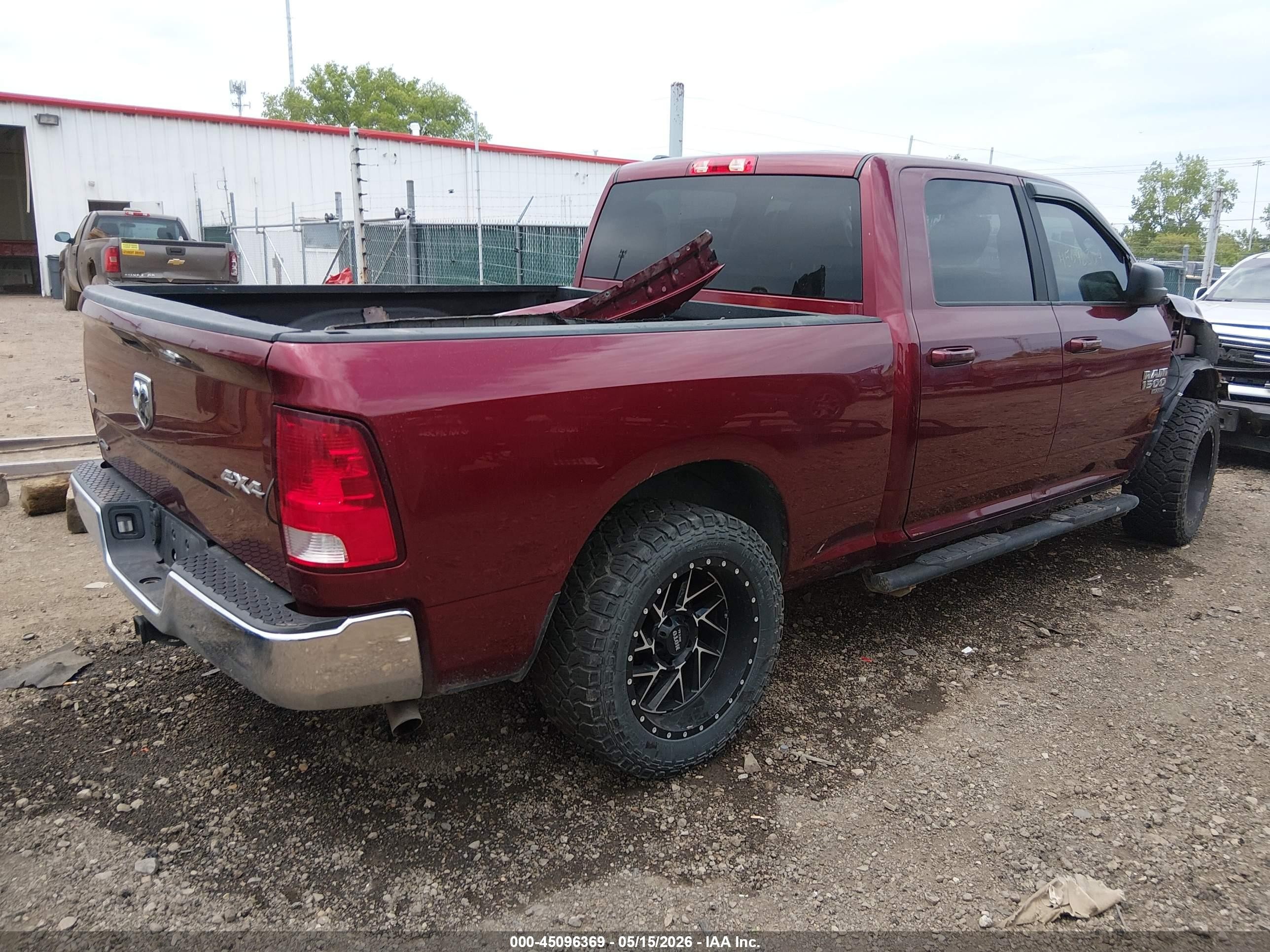 2021 Ram 1500 Classic Slt  4x4 6'4 Box Красный vin: 1C6RR7TT0MS598491