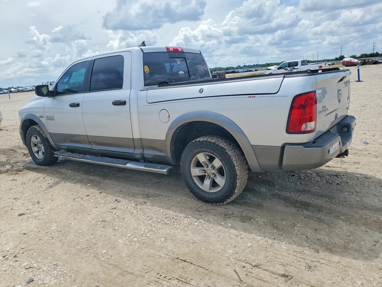 2013 Ram 1500 Slt Silver vin: 1C6RR7TT1DS669309