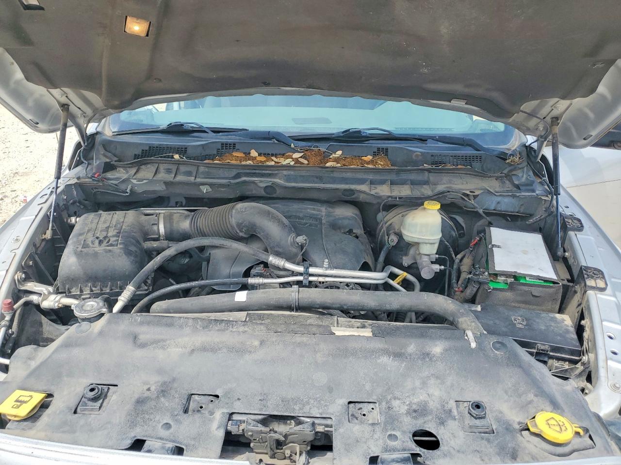 2013 Ram 1500 Slt Silver vin: 1C6RR7TT1DS669309
