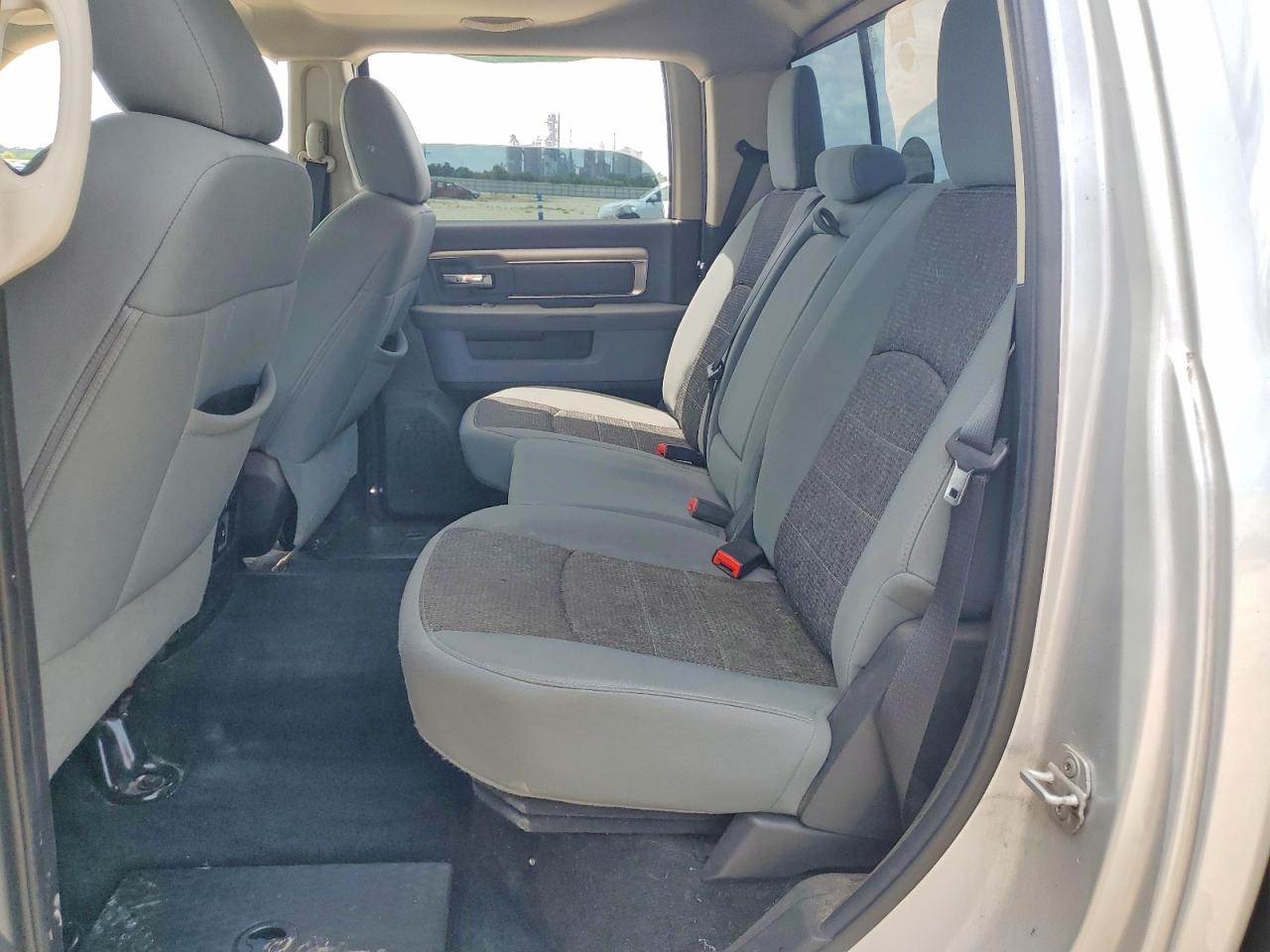 2013 Ram 1500 Slt Silver vin: 1C6RR7TT1DS669309