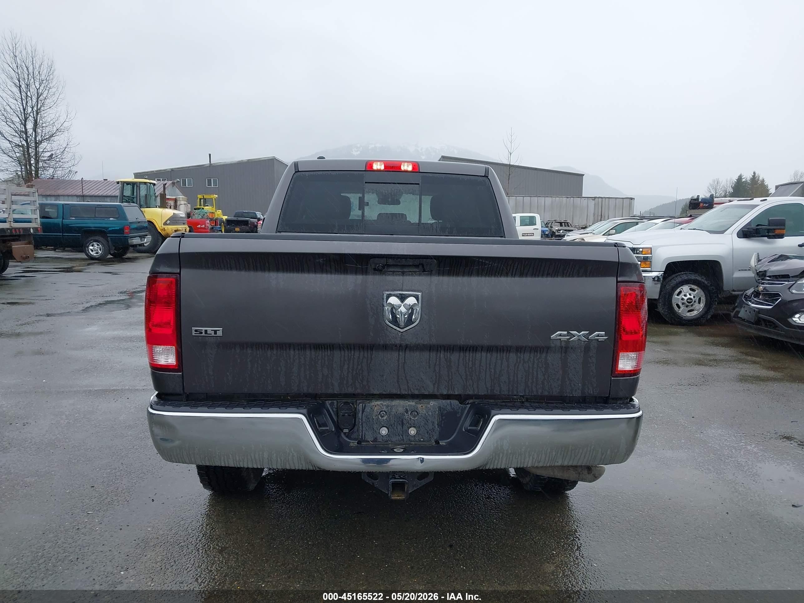 2019 Ram 1500 Classic Slt  4x4 6'4 Box Gray vin: 1C6RR7TT1KS601668