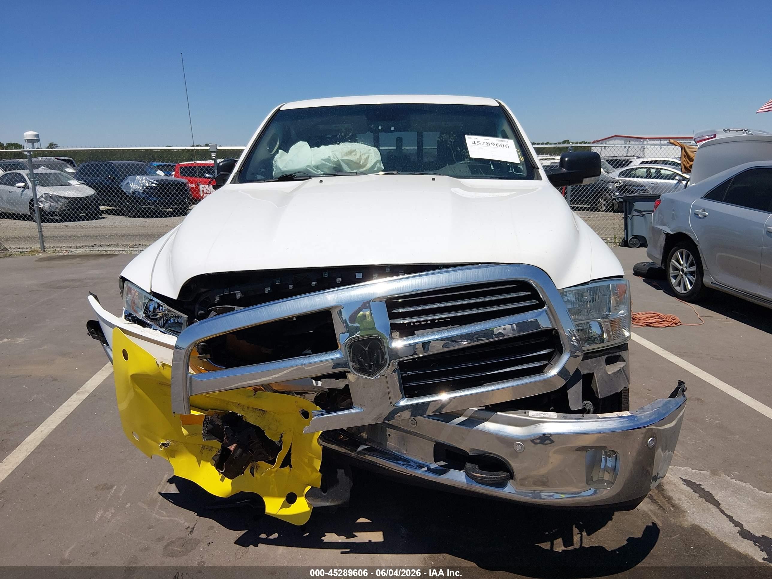 2014 Ram 1500 Big Horn White vin: 1C6RR7TT2ES369859