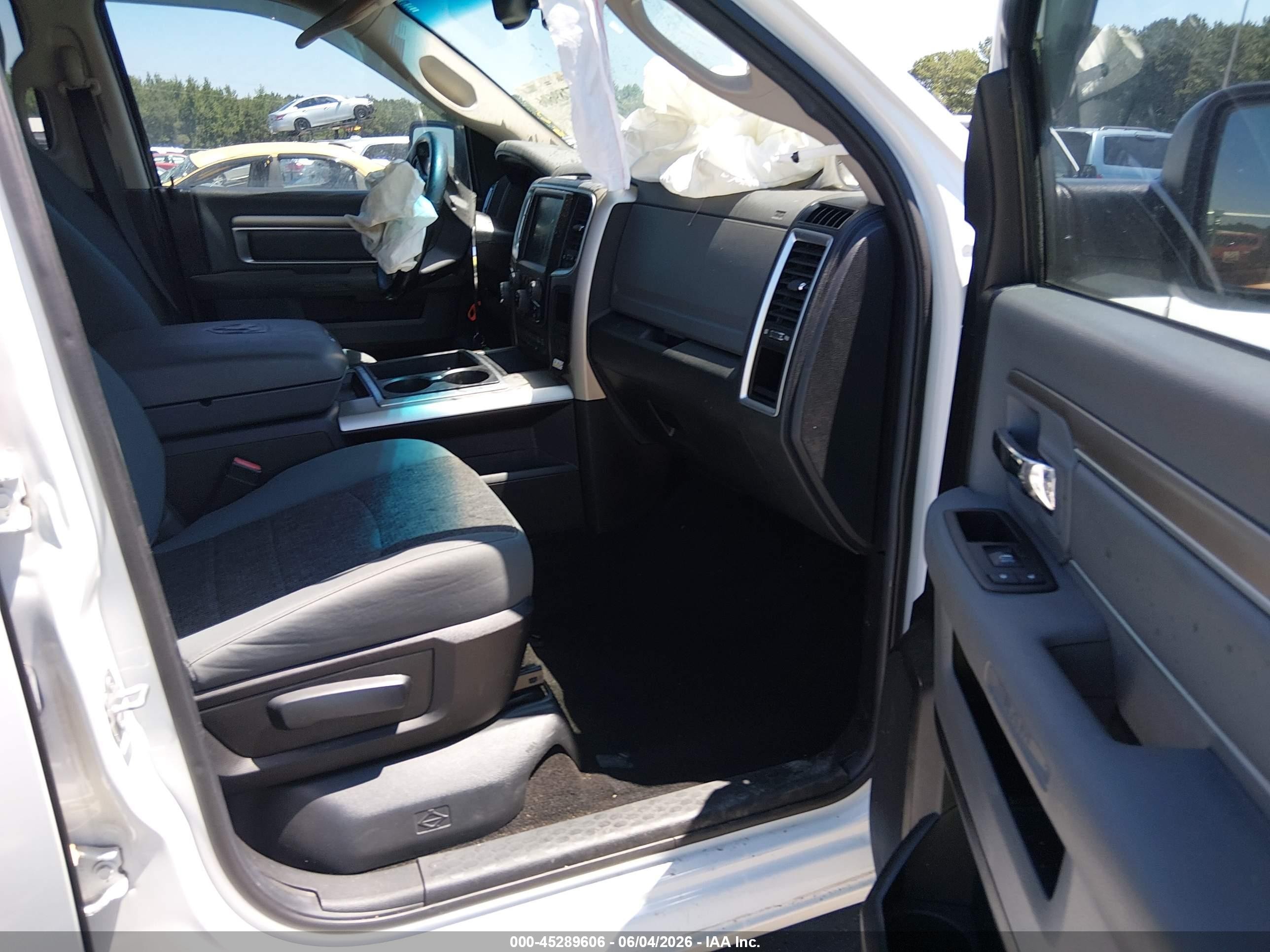 2014 Ram 1500 Big Horn White vin: 1C6RR7TT2ES369859