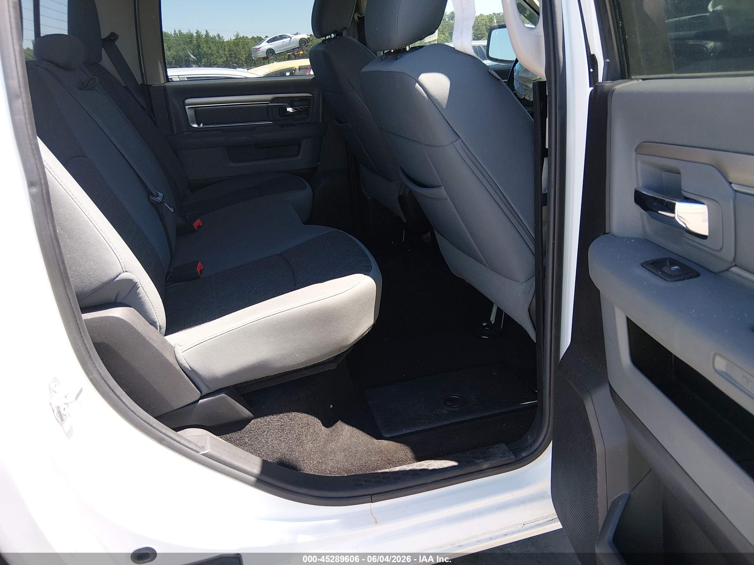 2014 Ram 1500 Big Horn White vin: 1C6RR7TT2ES369859
