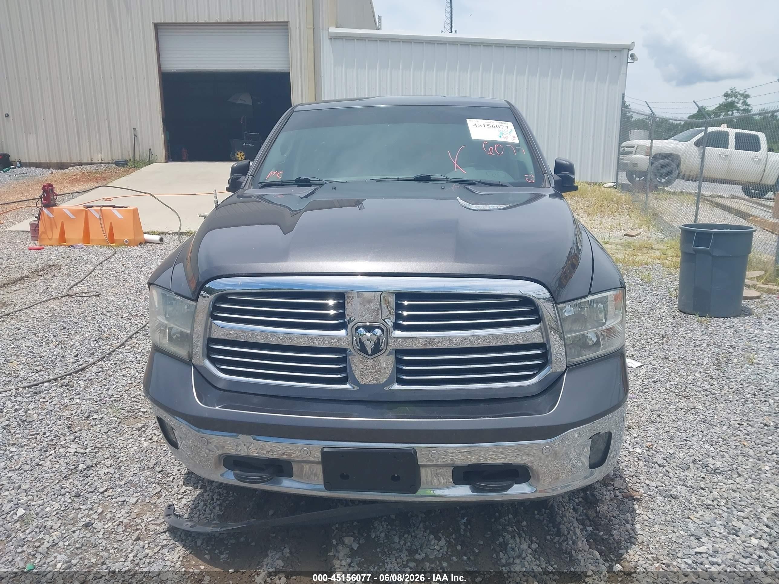 2018 Ram 1500   Серый vin: 1C6RR7TT3JS254293