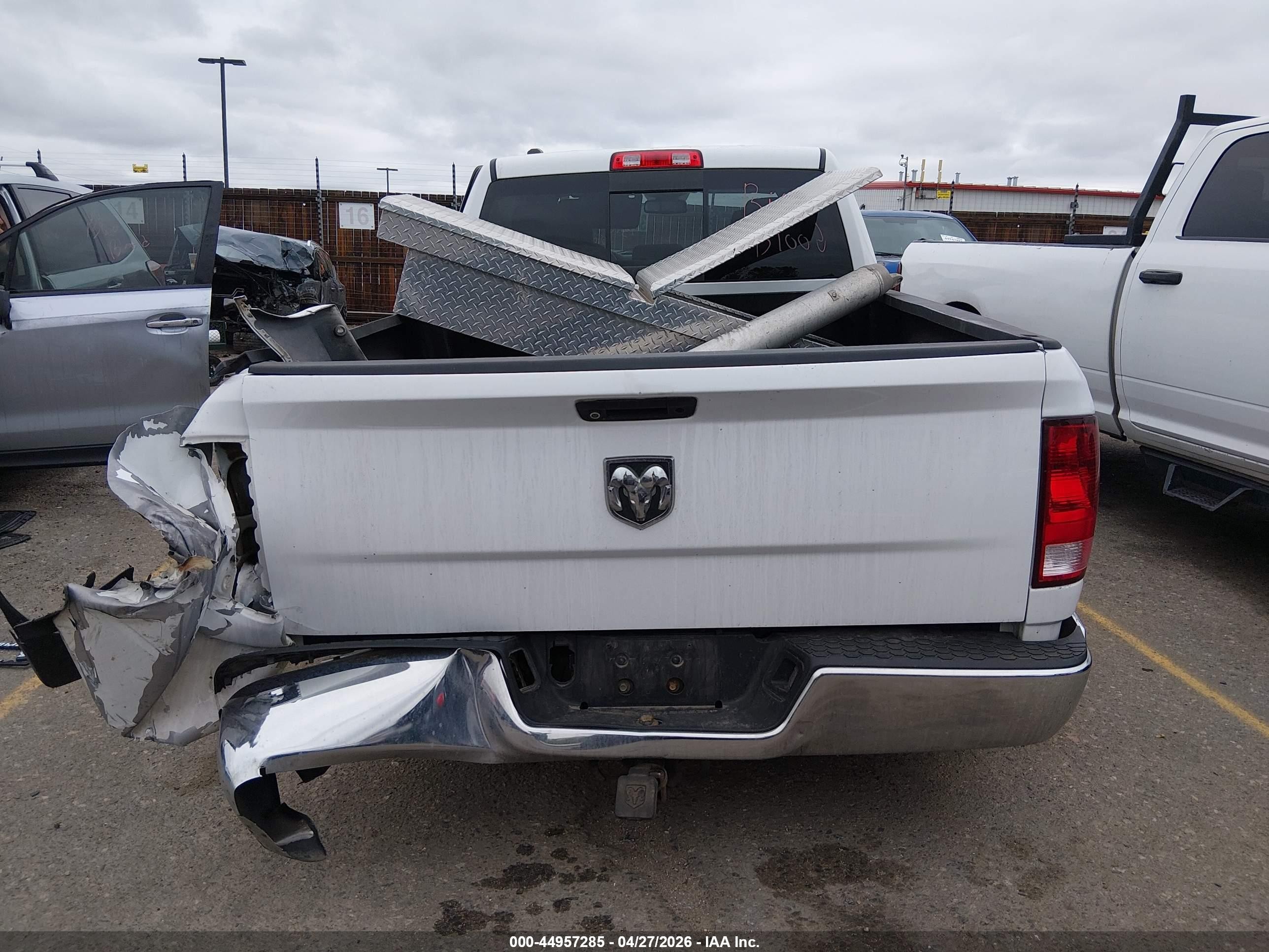 2014 Ram 1500 Slt White vin: 1C6RR7TT6ES474968