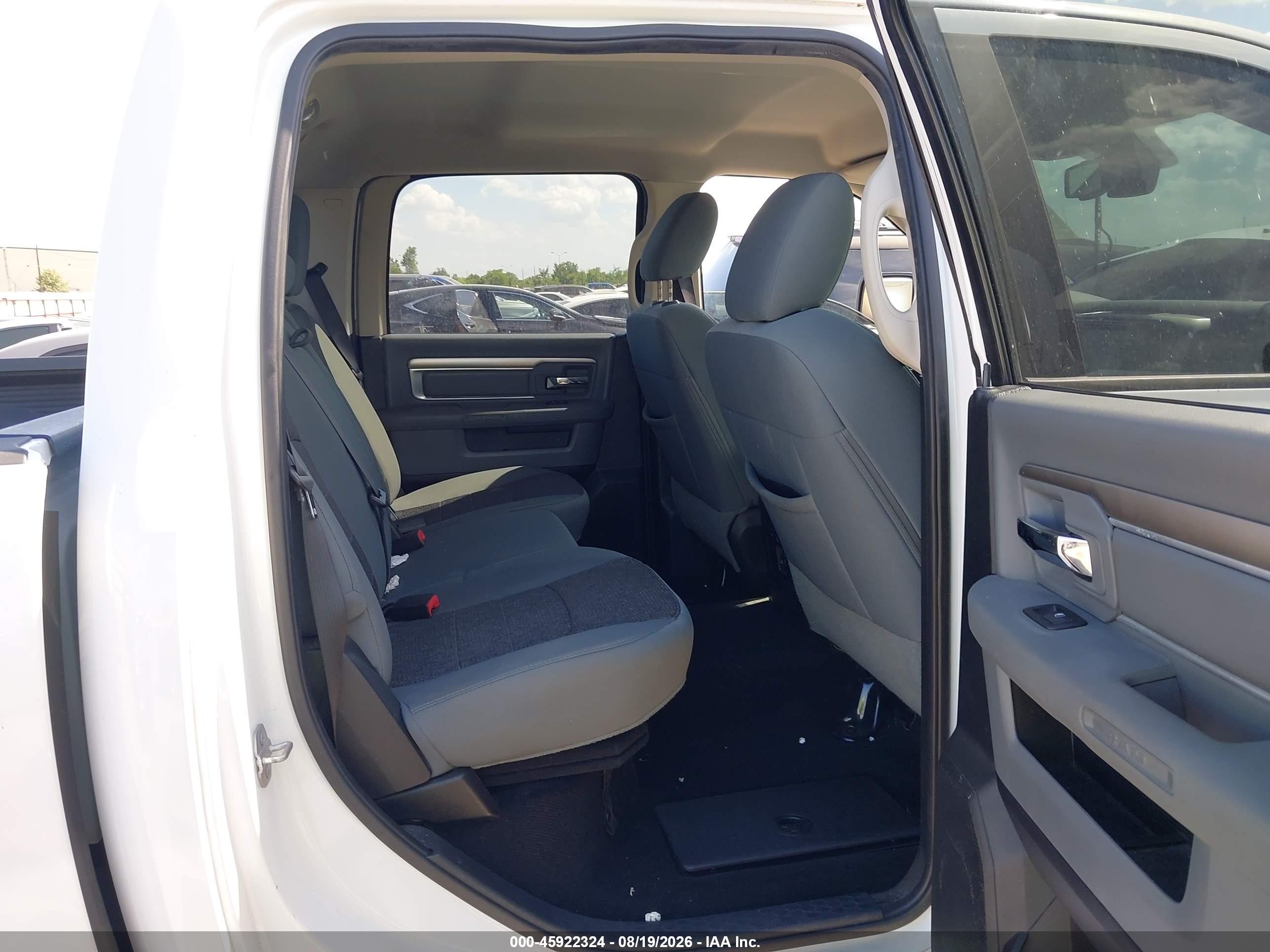 2015 Ram 1500 Lone Star White vin: 1C6RR7TT8FS696932