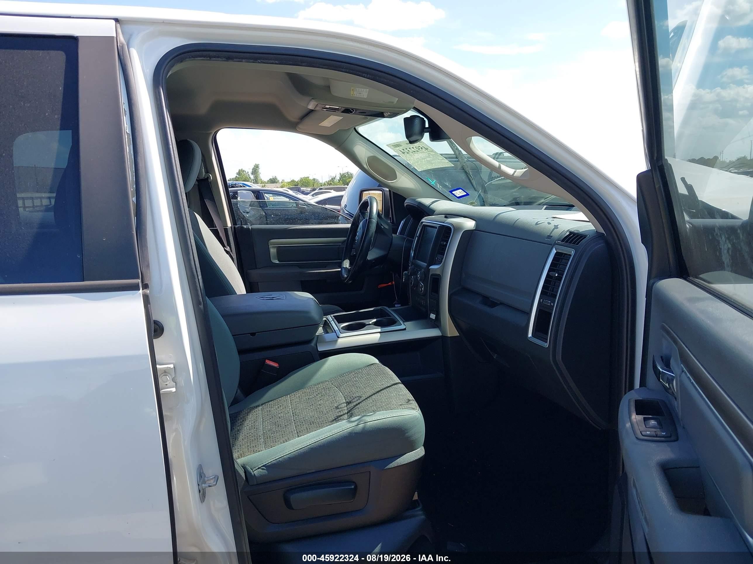 2015 Ram 1500 Lone Star White vin: 1C6RR7TT8FS696932