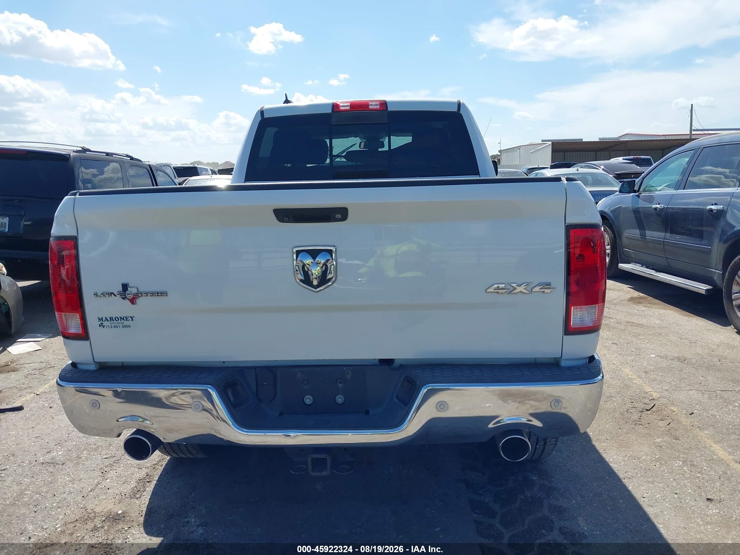 2015 Ram 1500 Lone Star White vin: 1C6RR7TT8FS696932