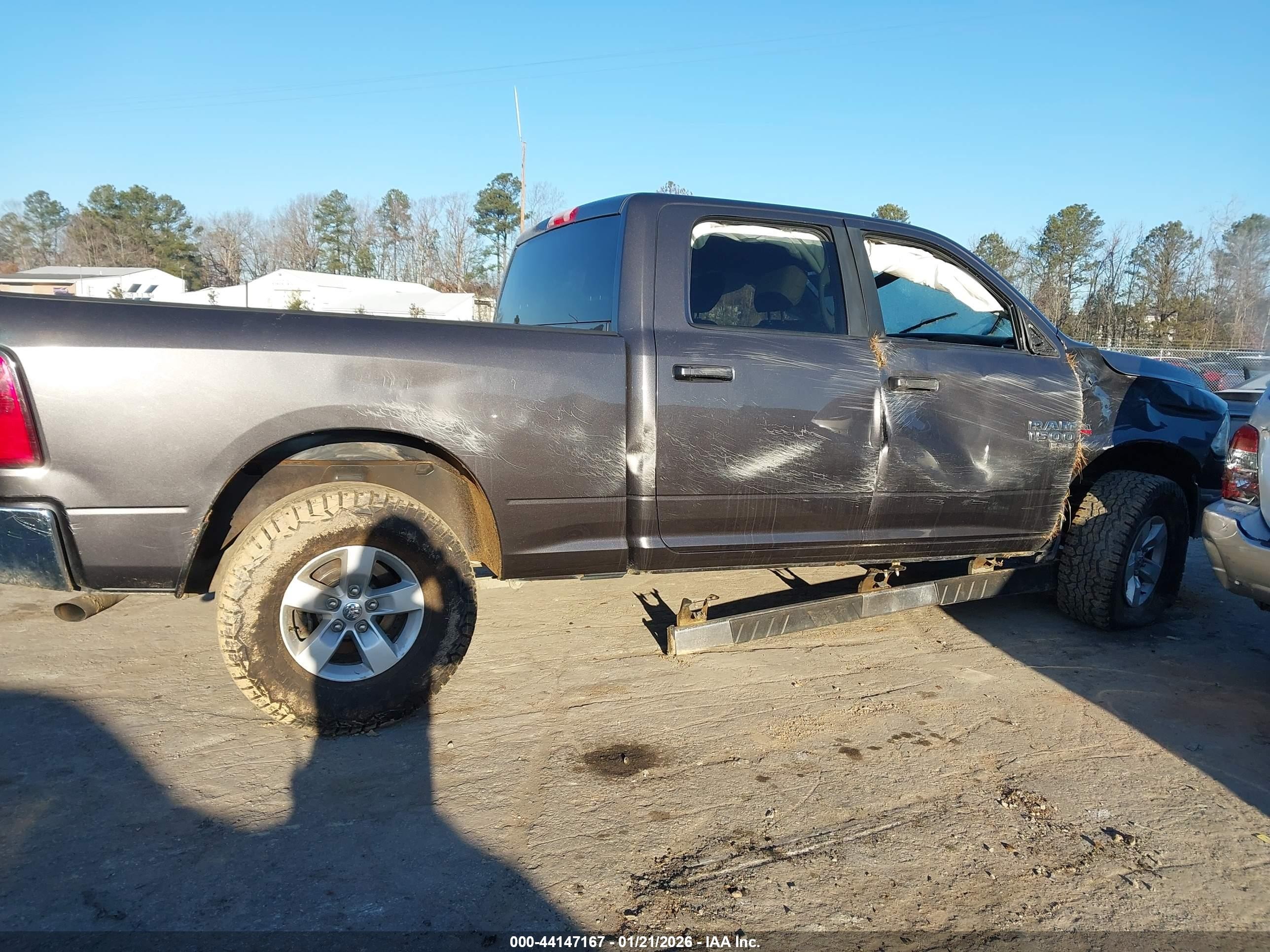 2021 Ram 1500 Classic Slt  4x4 6'4 Box Gray vin: 1C6RR7TT8MS517012