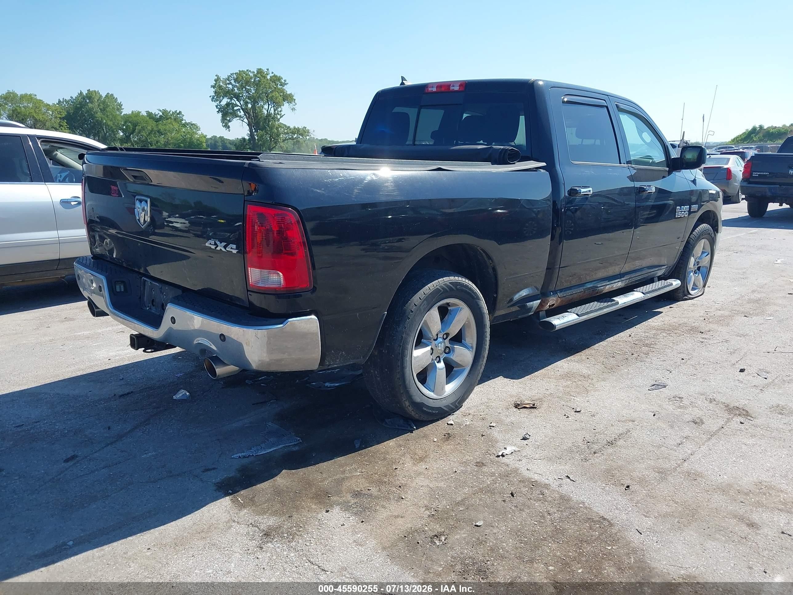 2013 Ram 1500   Black vin: 1C6RR7TTXDS718555