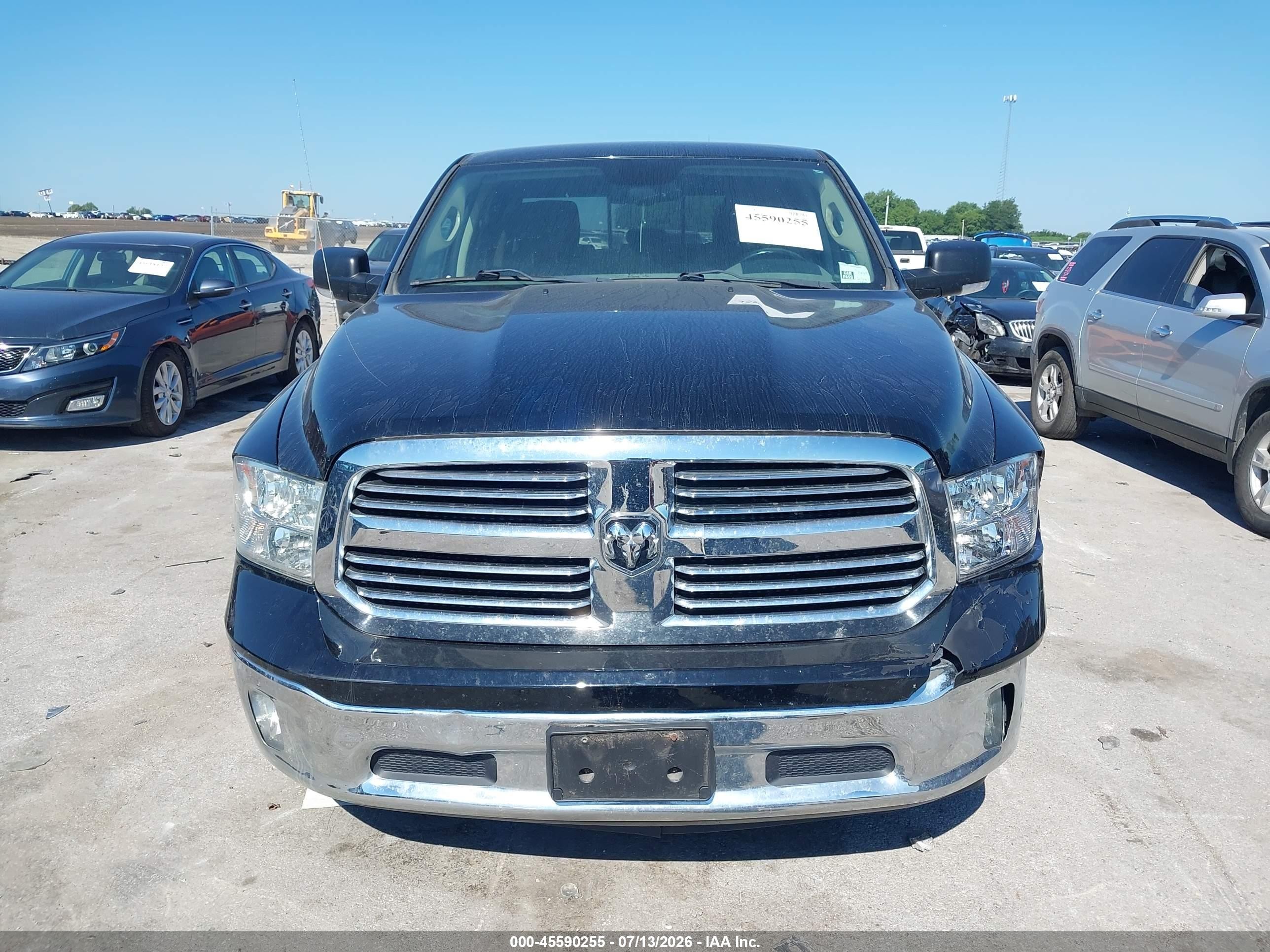 2013 Ram 1500   Black vin: 1C6RR7TTXDS718555
