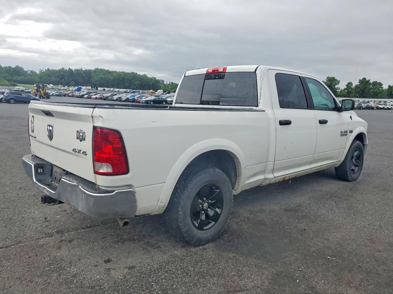 2015 Ram Slt White vin: 1C6RR7TTXFS678092