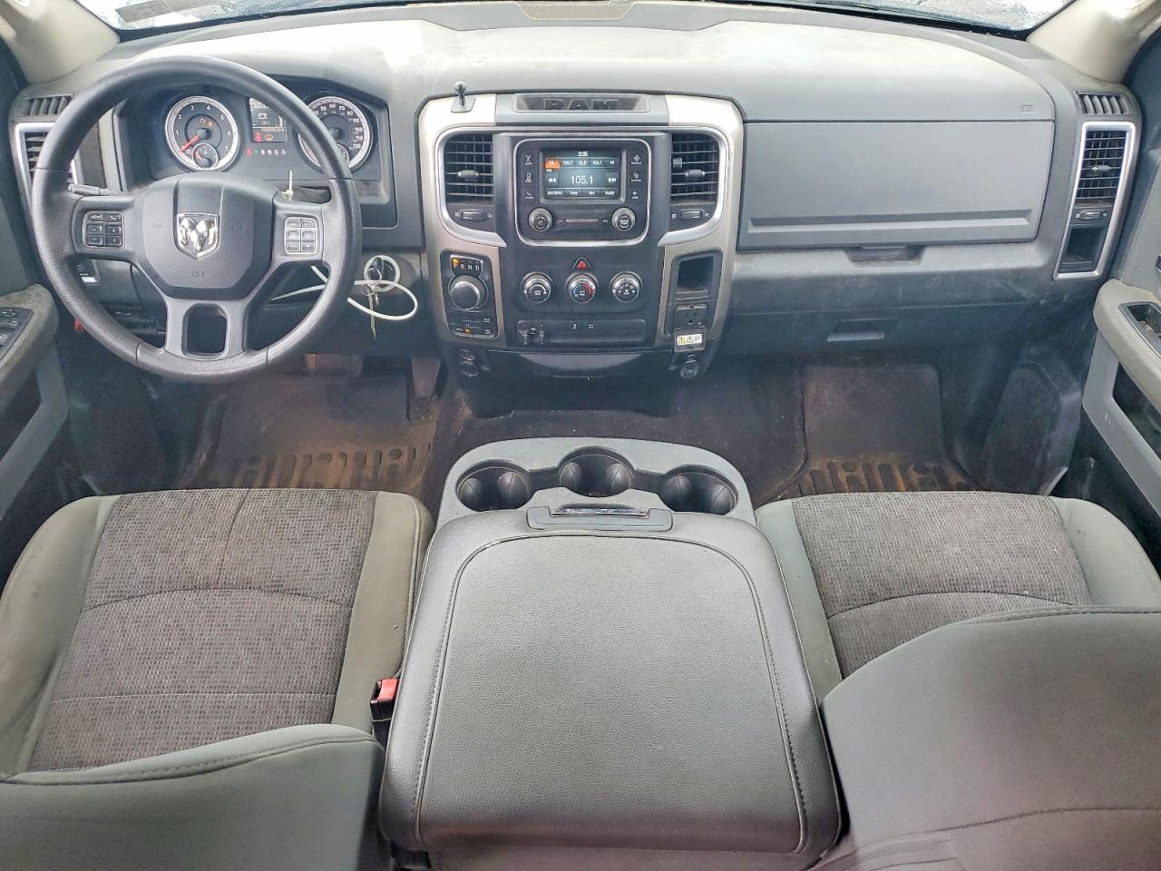 2015 Ram Slt White vin: 1C6RR7TTXFS678092