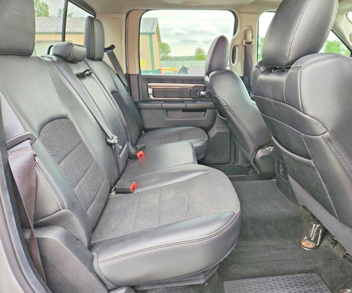 2017 Ram 1500 Sport Silver vin: 1C6RR7UT0HS648388